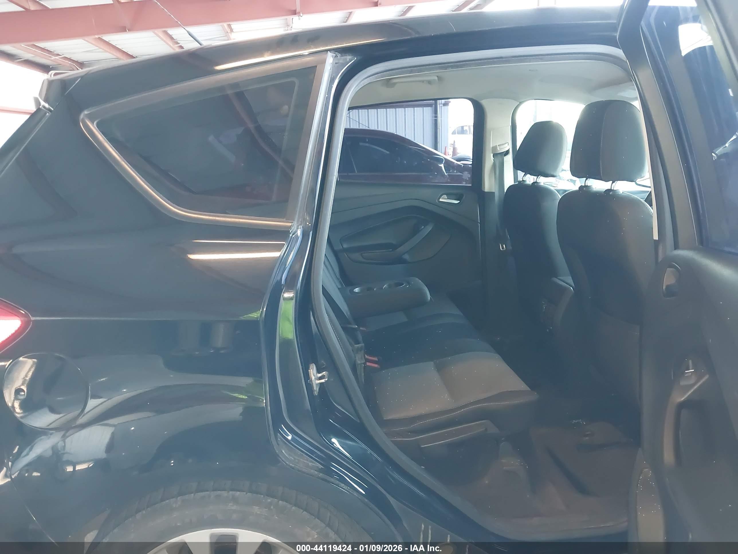 FORD C-MAX image 8