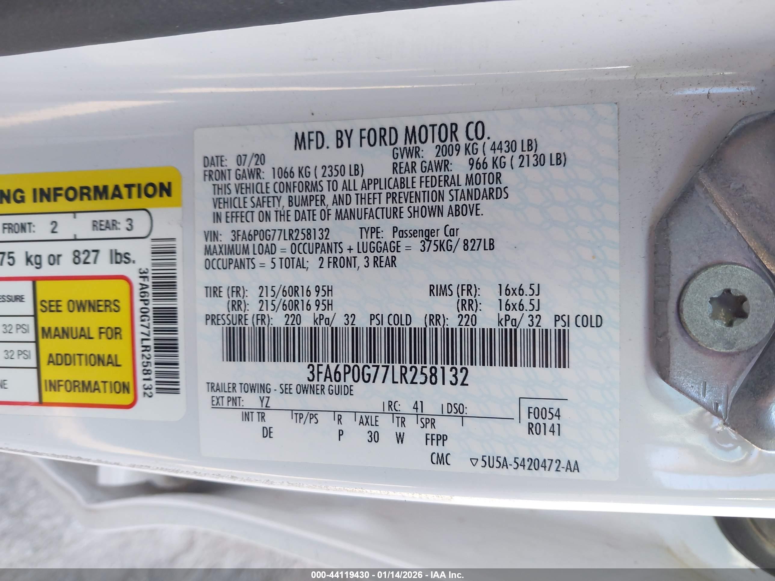 FORD FUSION image 9