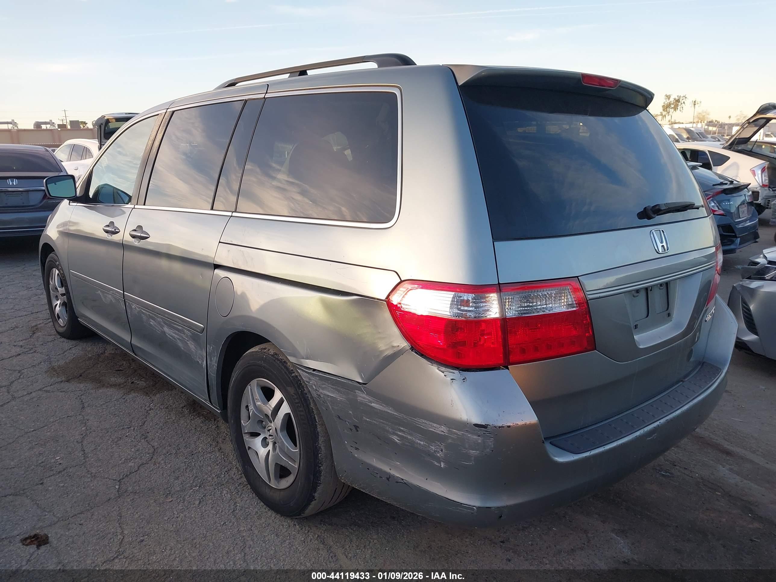 HONDA ODYSSEY image 3