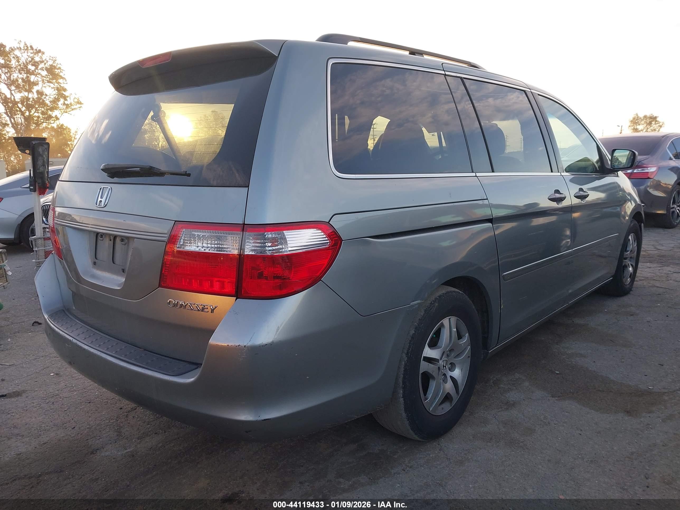 HONDA ODYSSEY image 4