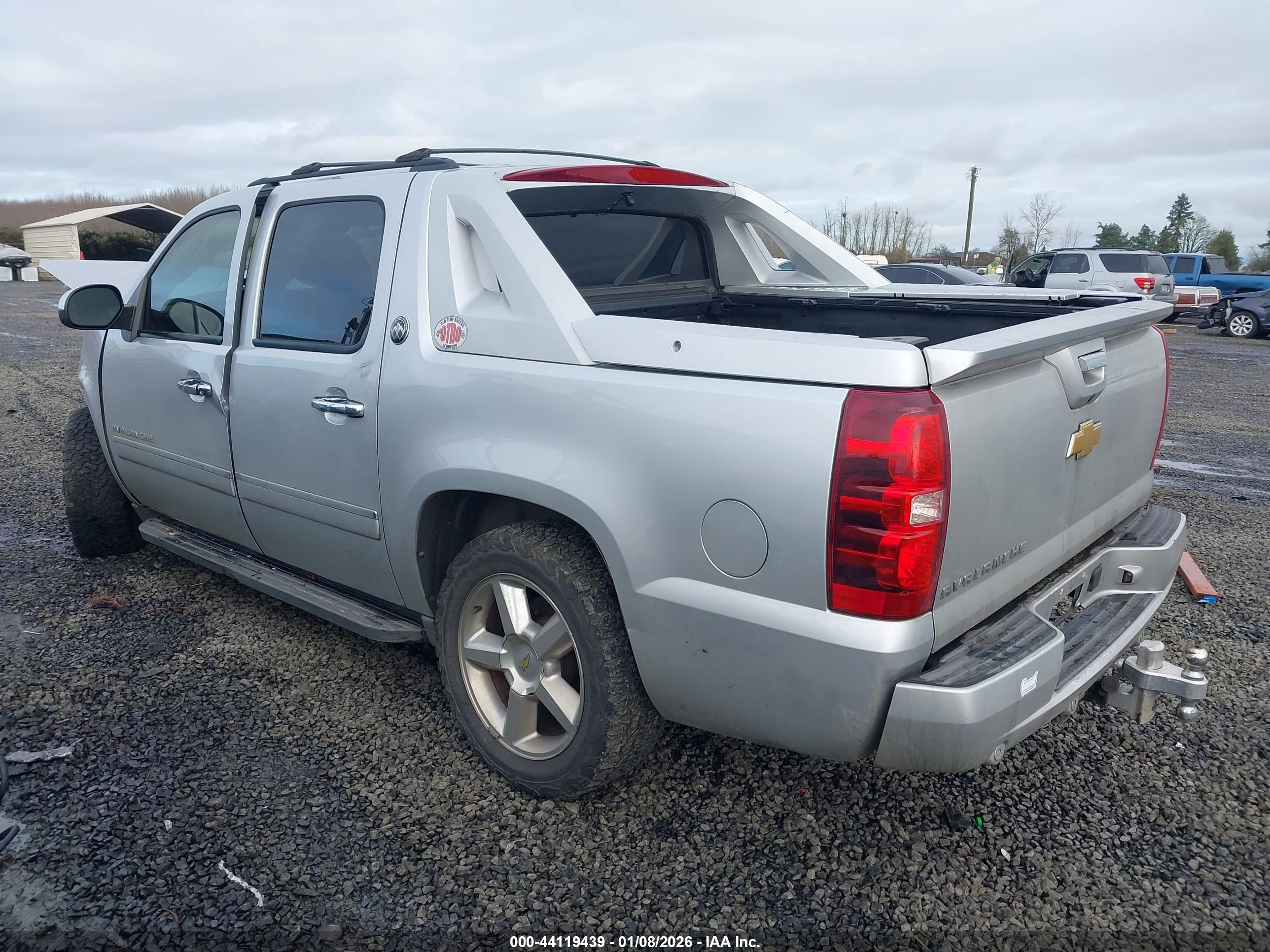 CHEVROLET AVALANCHE image 3