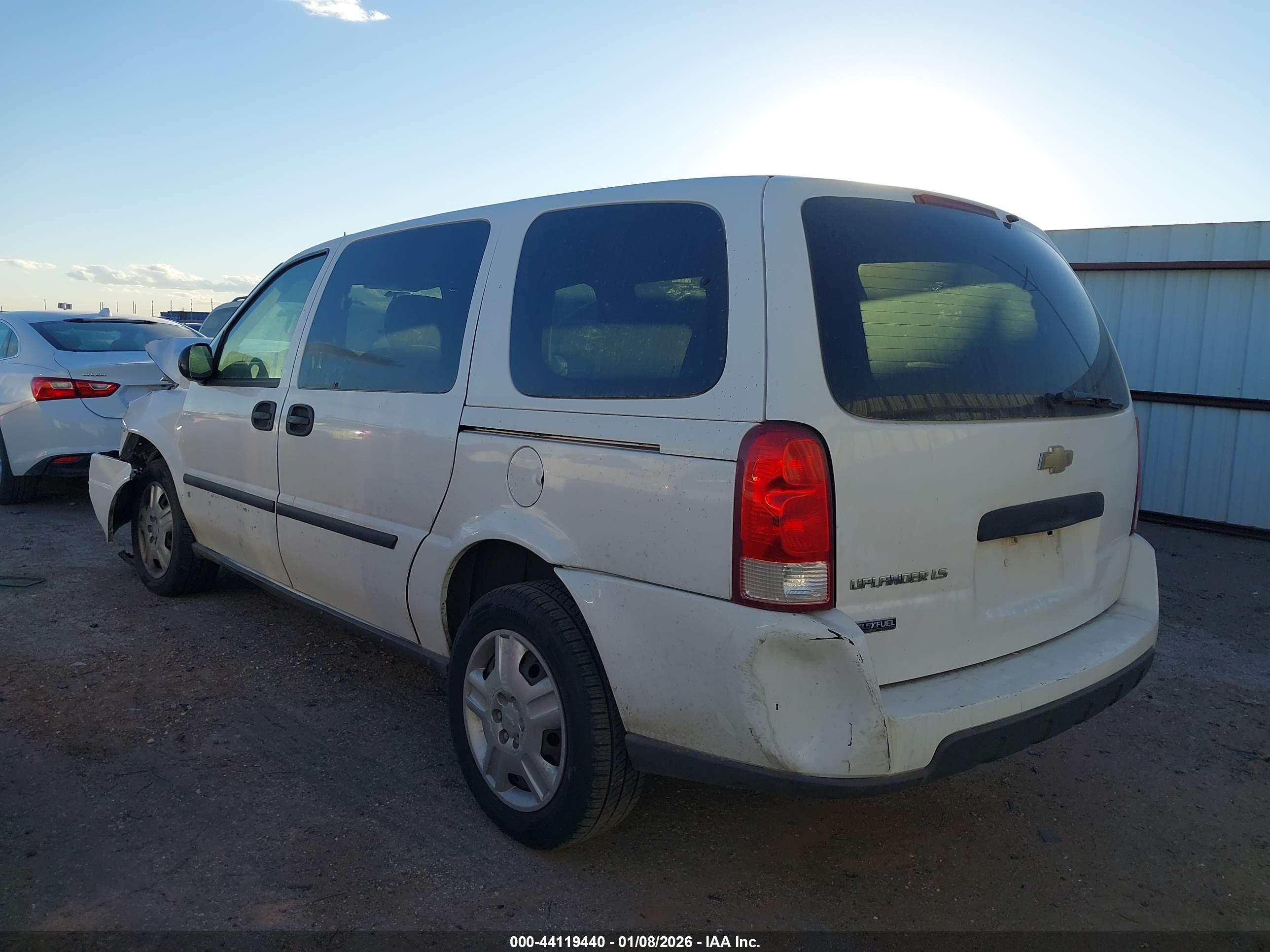 CHEVROLET UPLANDER image 3