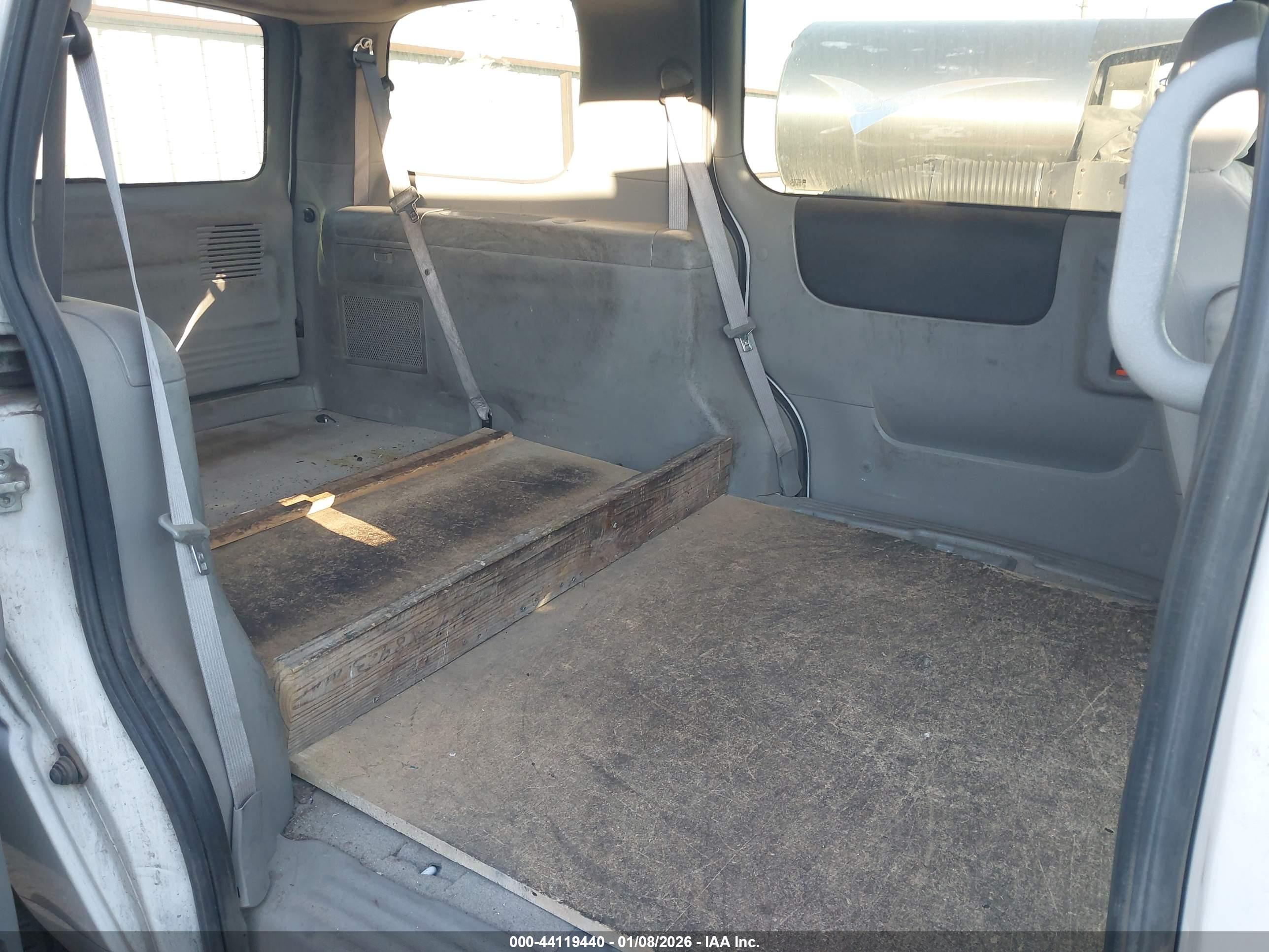 CHEVROLET UPLANDER image 8