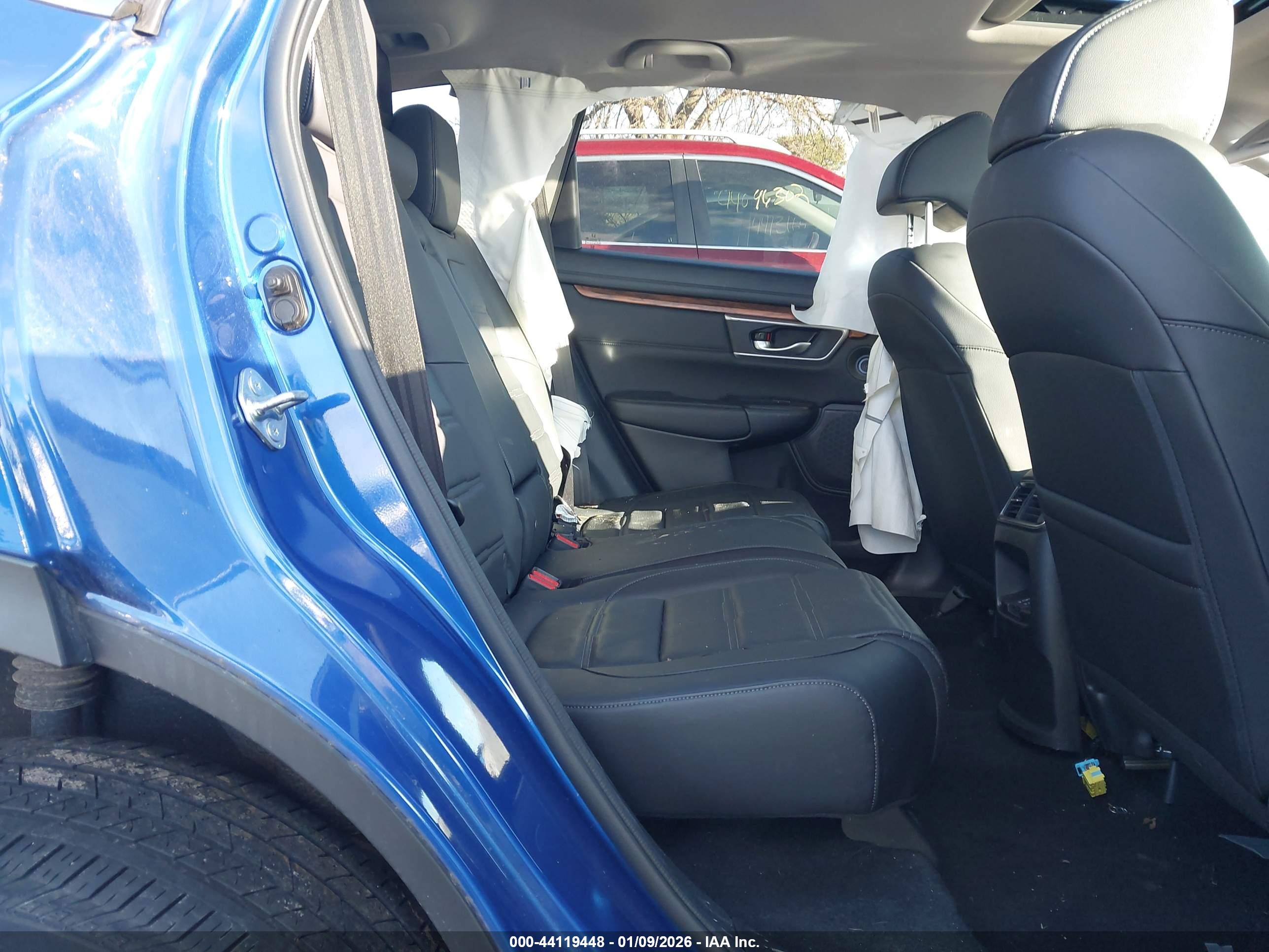 HONDA CR-V image 8