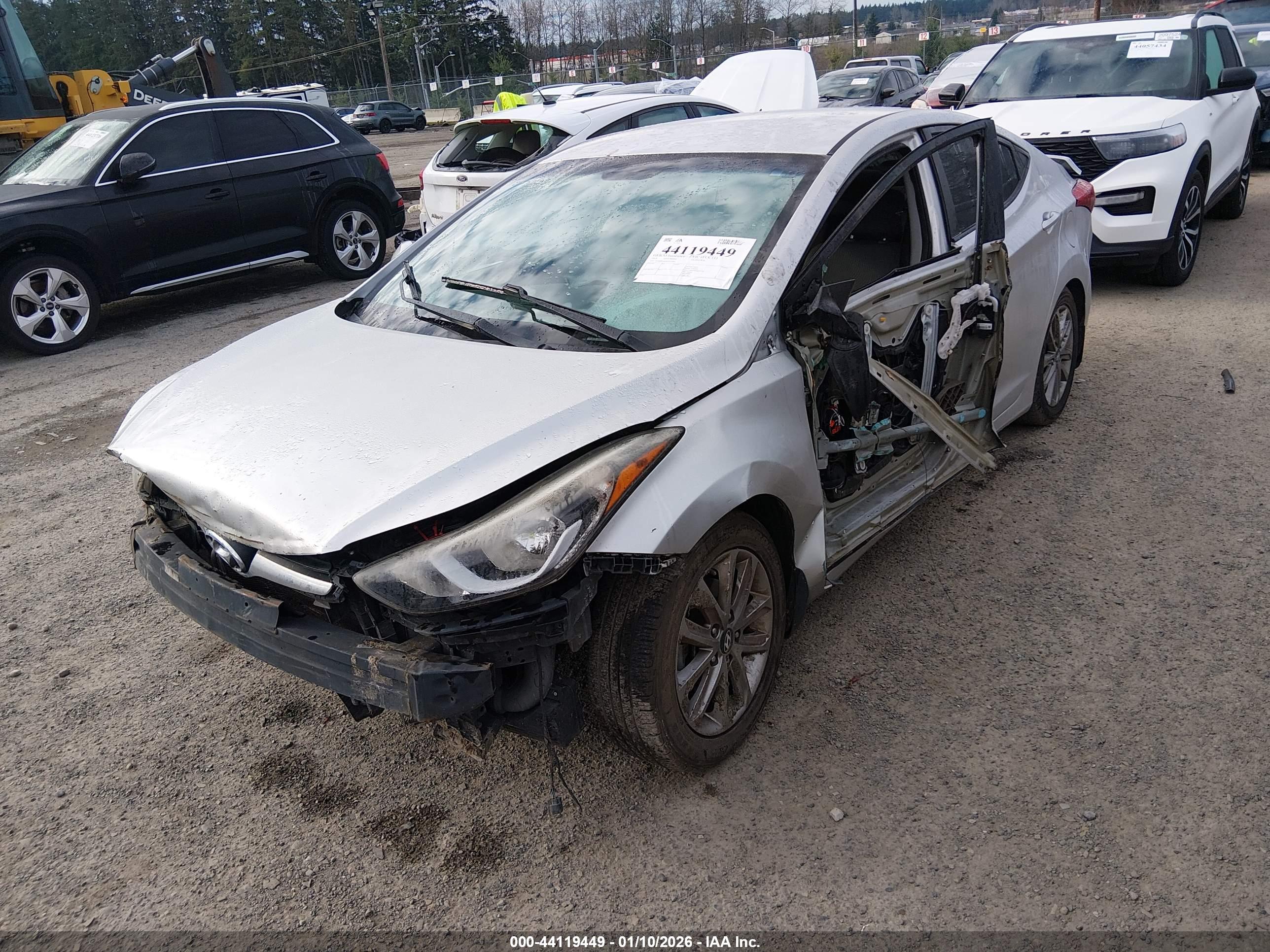 HYUNDAI ELANTRA image 2