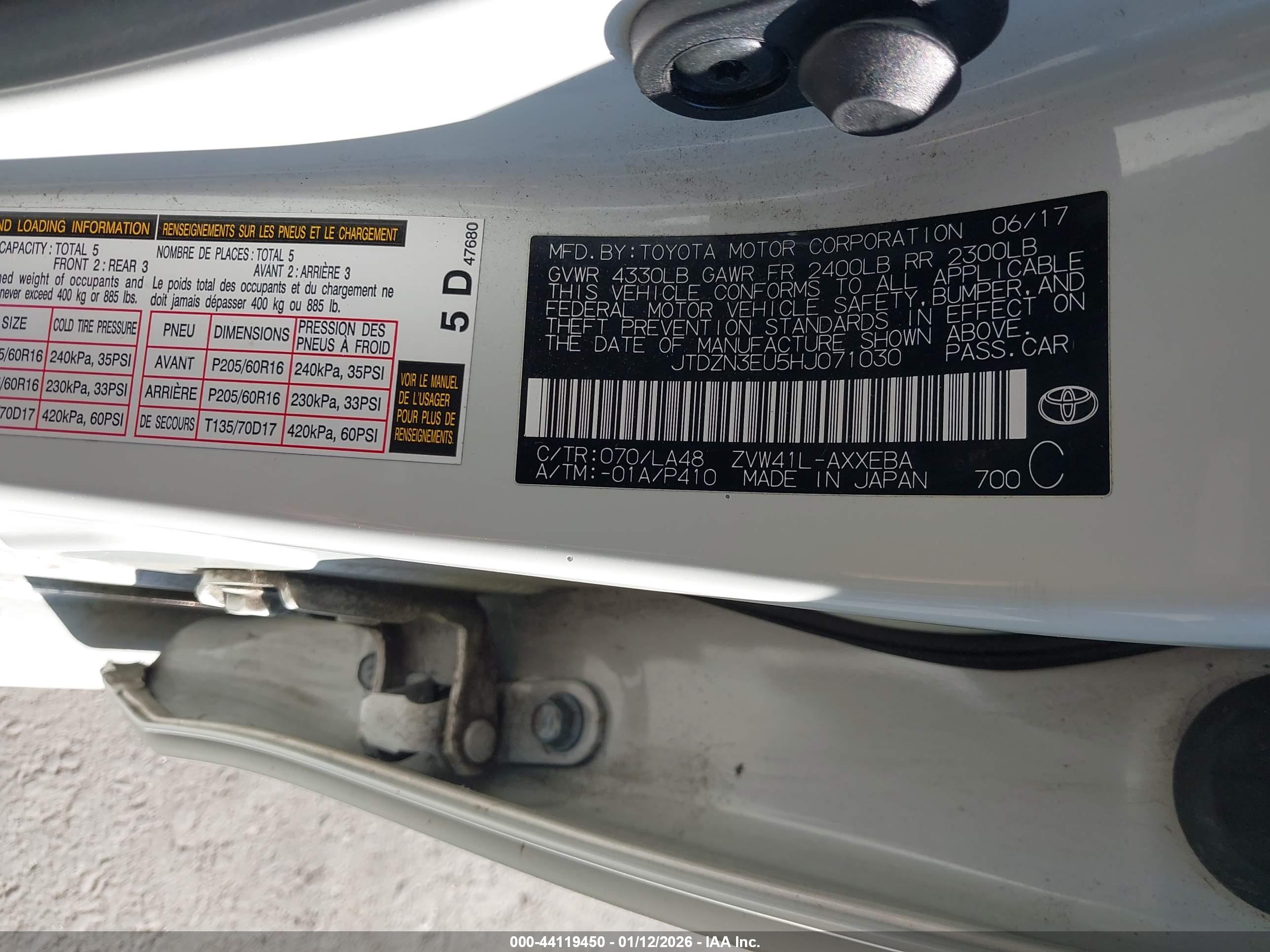 TOYOTA PRIUS image 9
