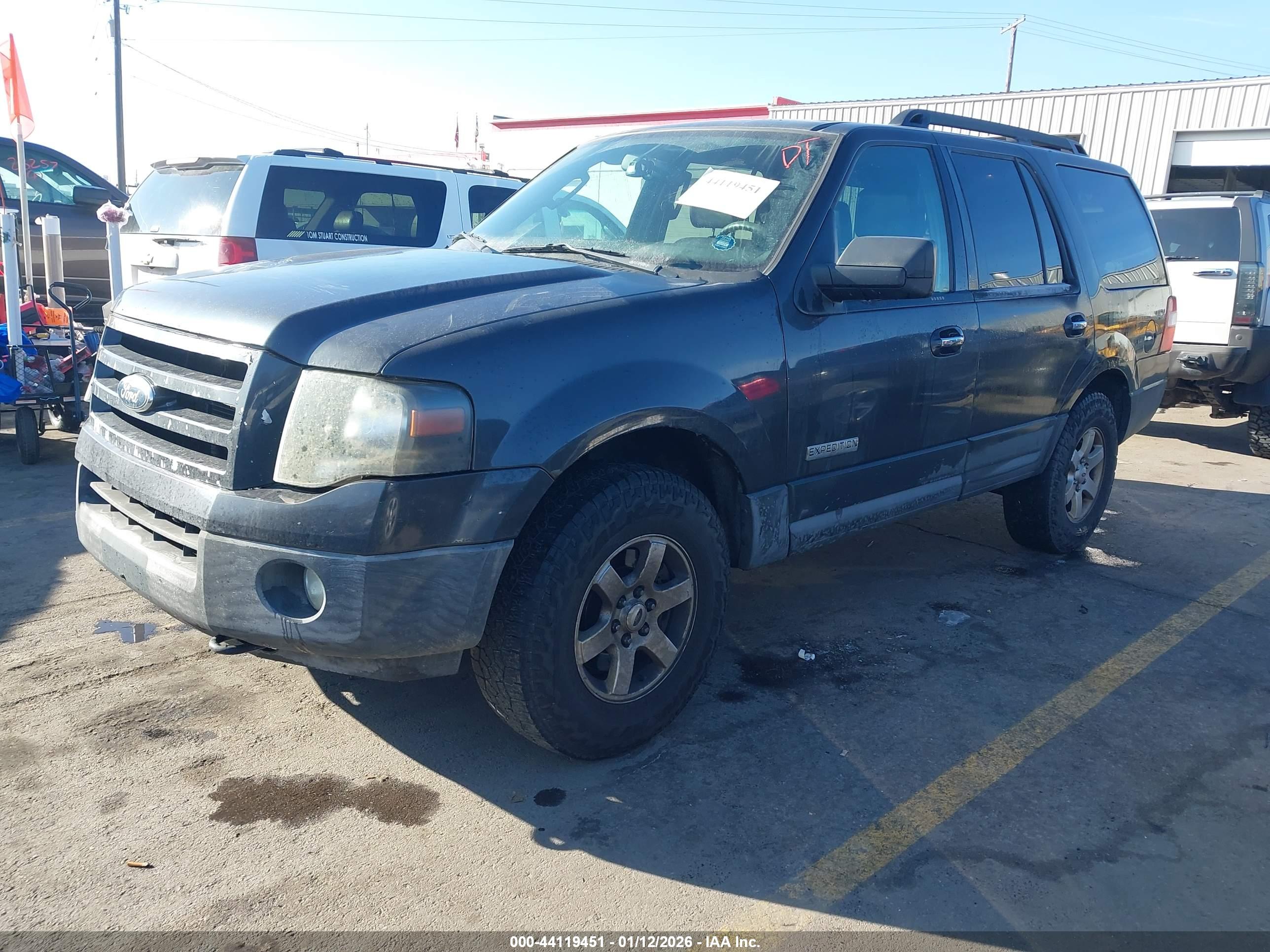 FORD EXPEDITION image 2