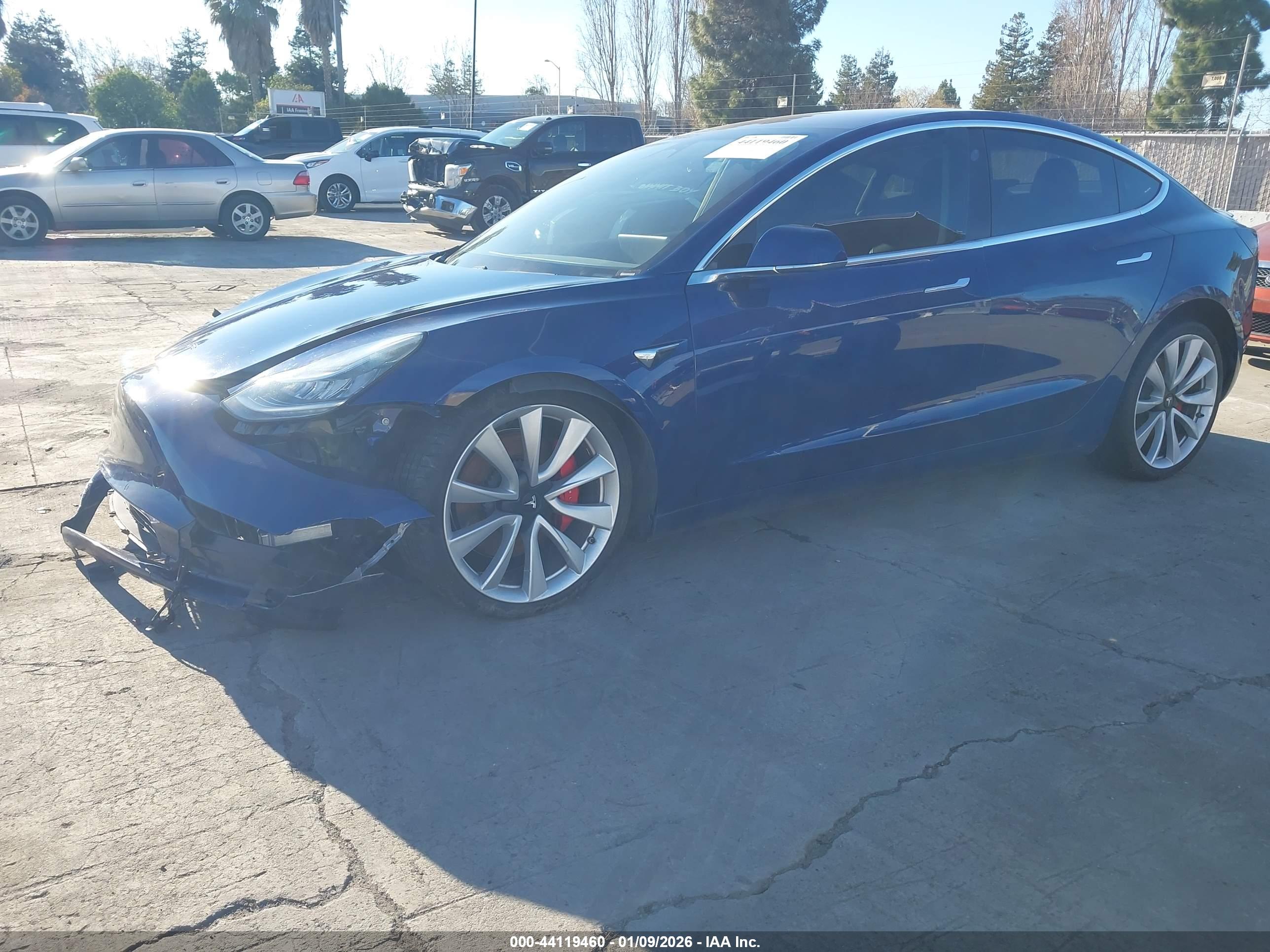 TESLA MODEL image 2