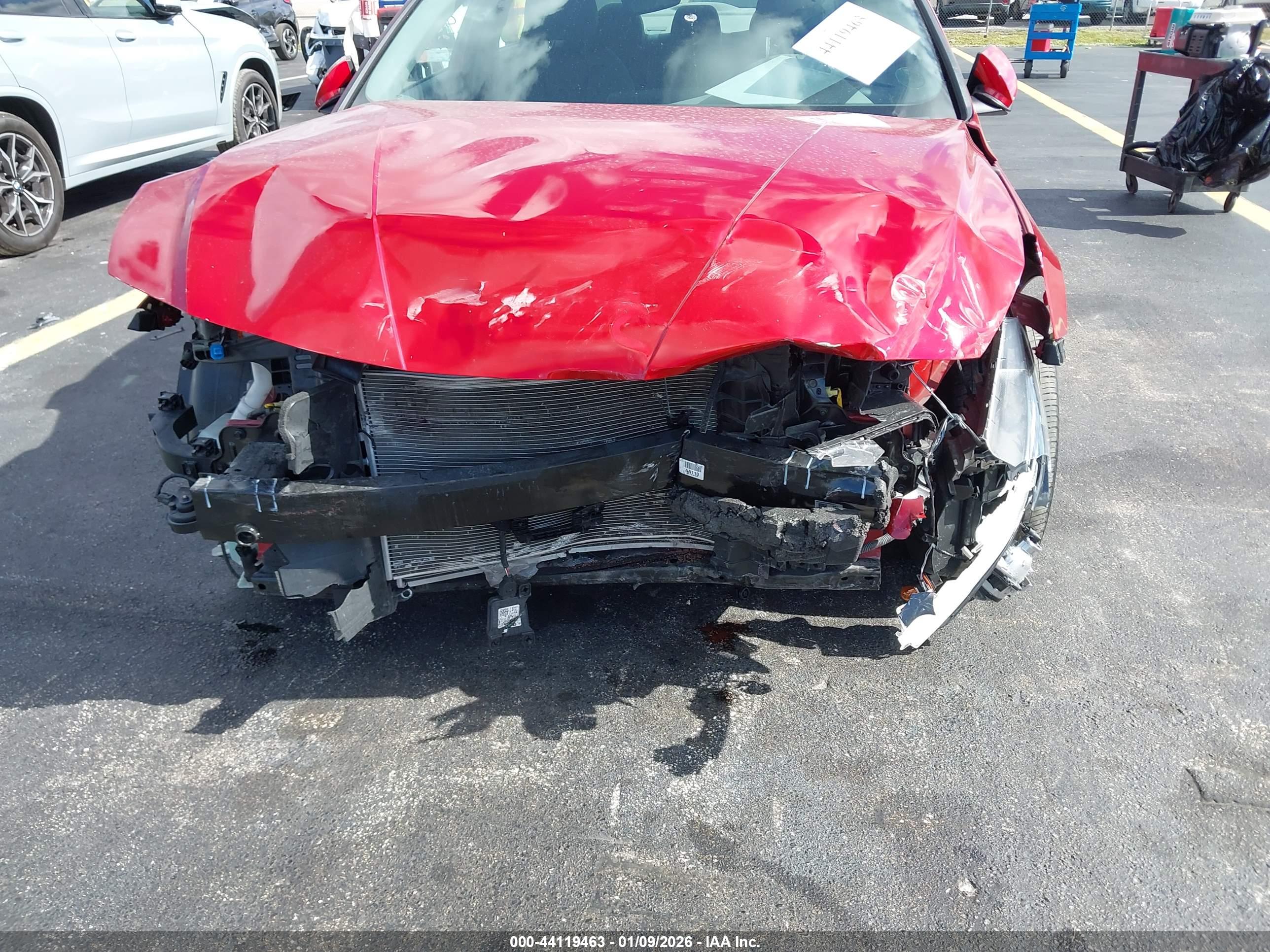 HYUNDAI ELANTRA image 6