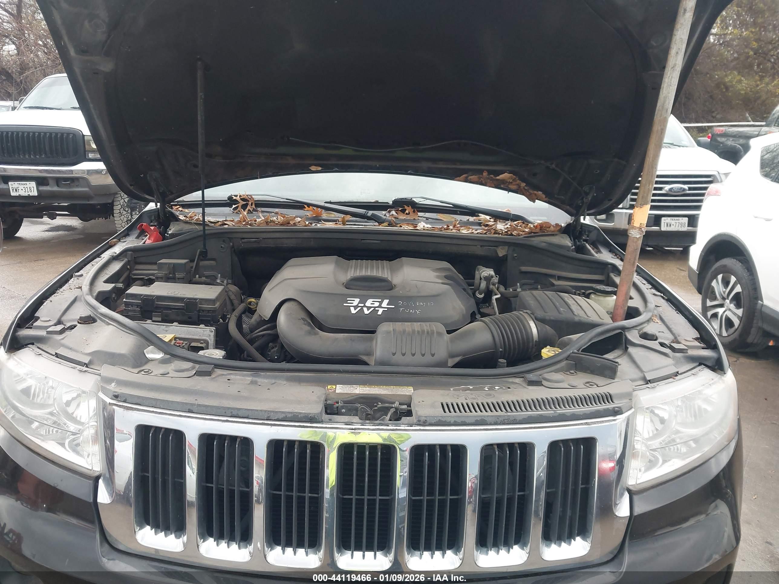 JEEP GRAND image 10