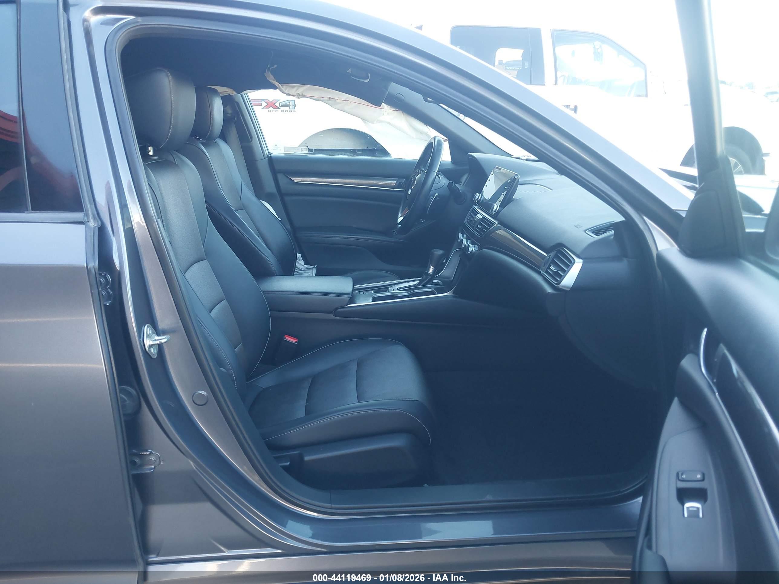 HONDA ACCORD image 5