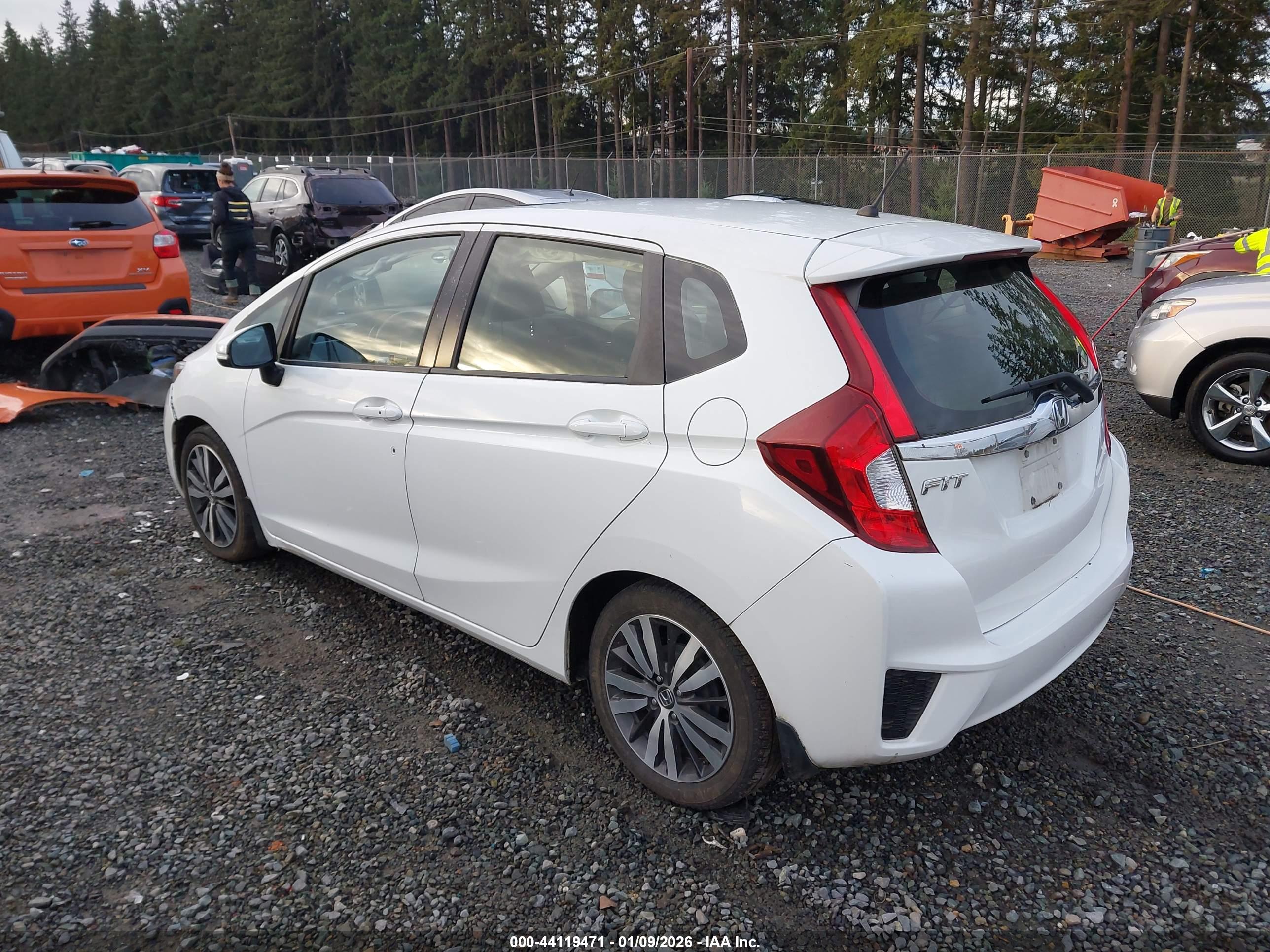 HONDA FIT image 3