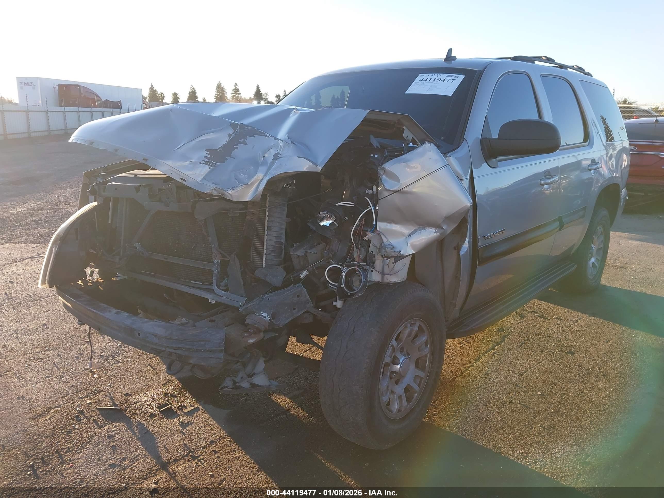 GMC YUKON image 2