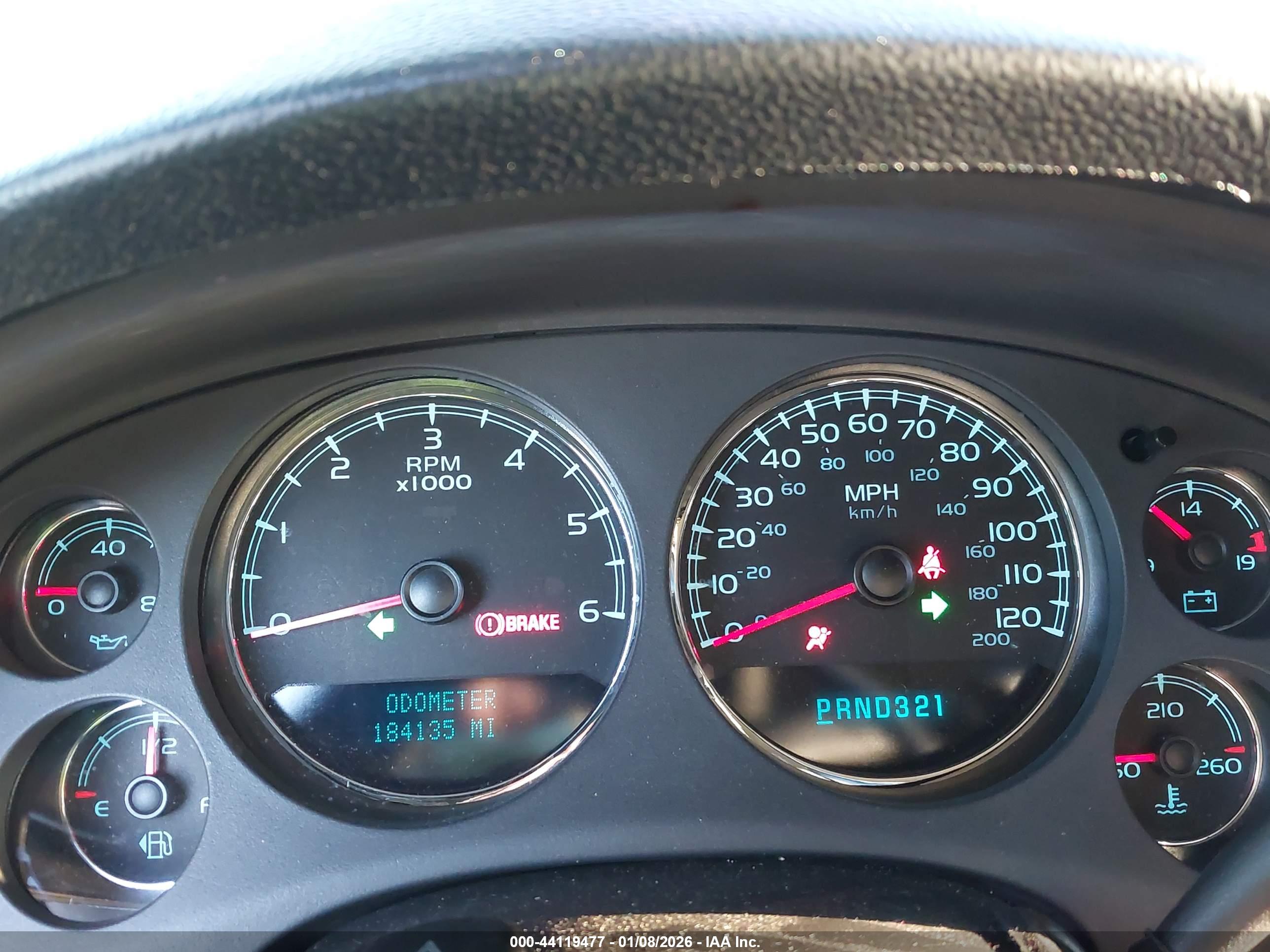 GMC YUKON image 7