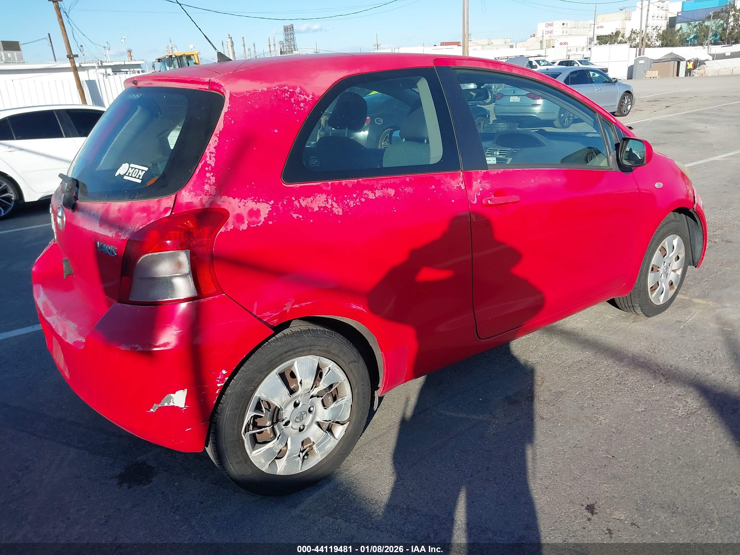 TOYOTA YARIS image 4