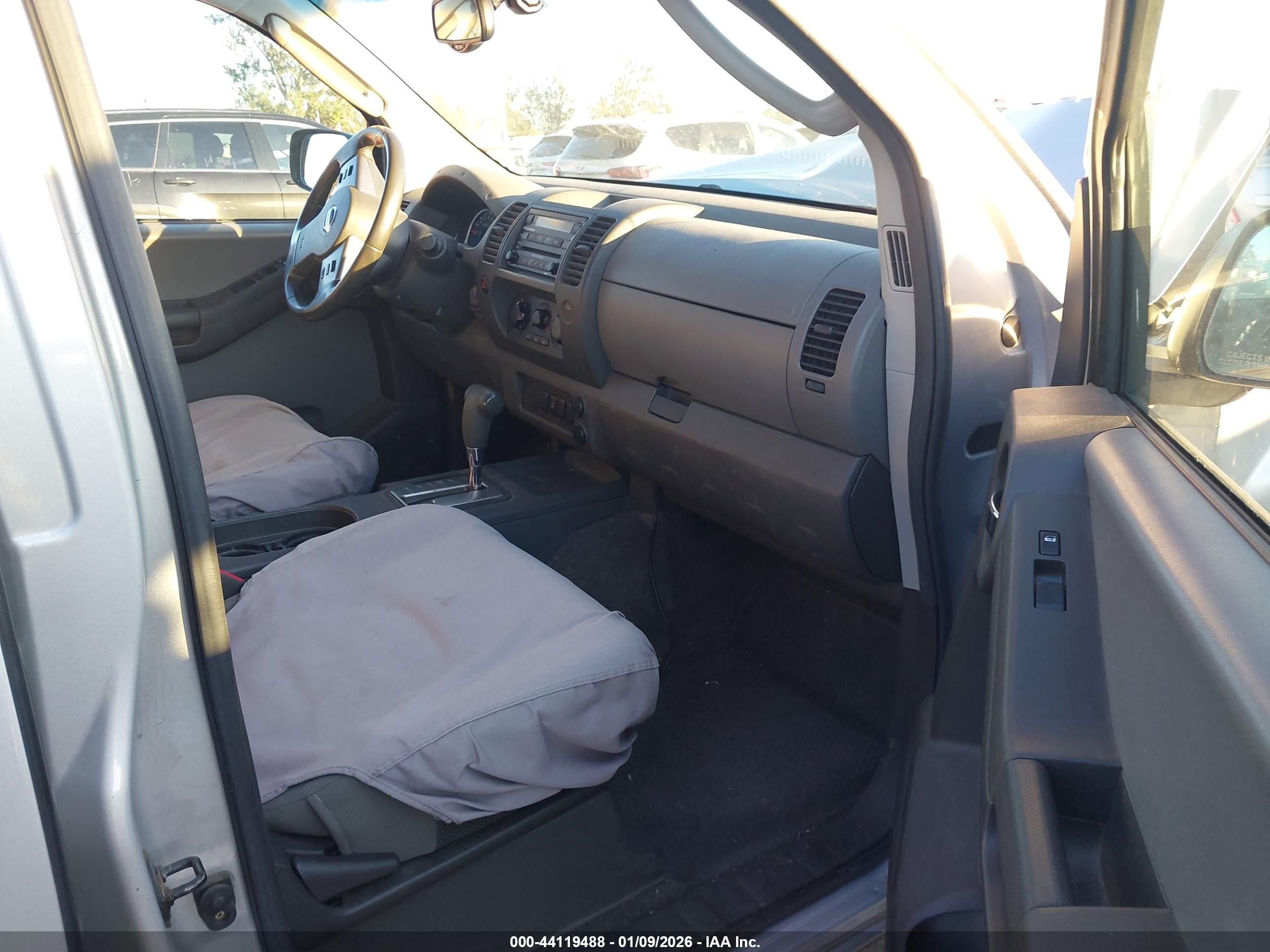 NISSAN XTERRA image 5