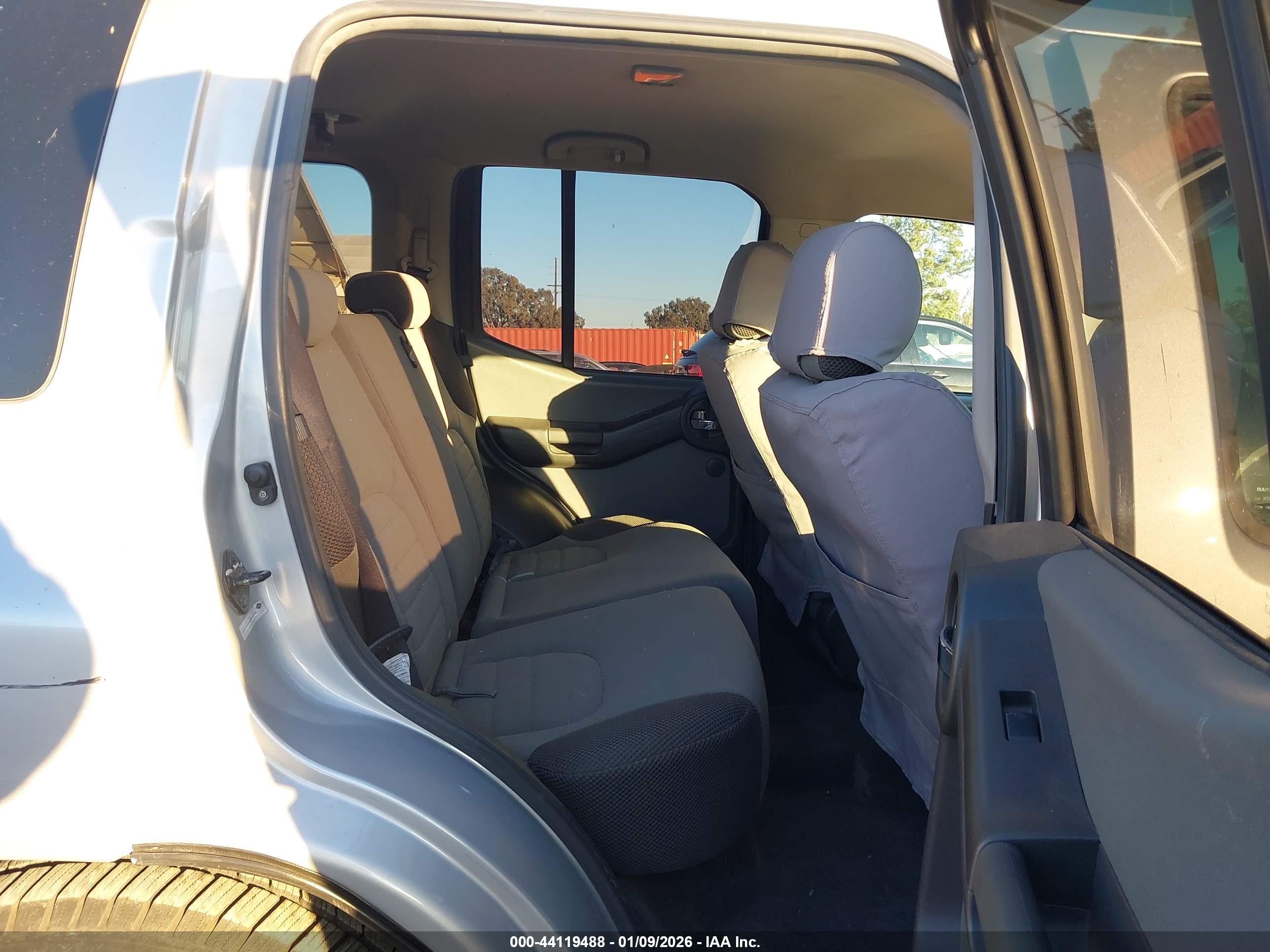 NISSAN XTERRA image 8