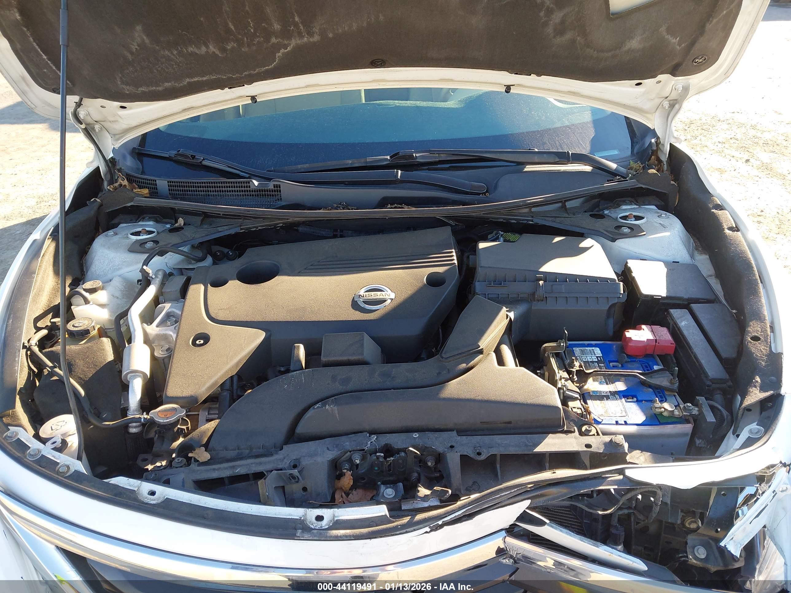 NISSAN ALTIMA image 10