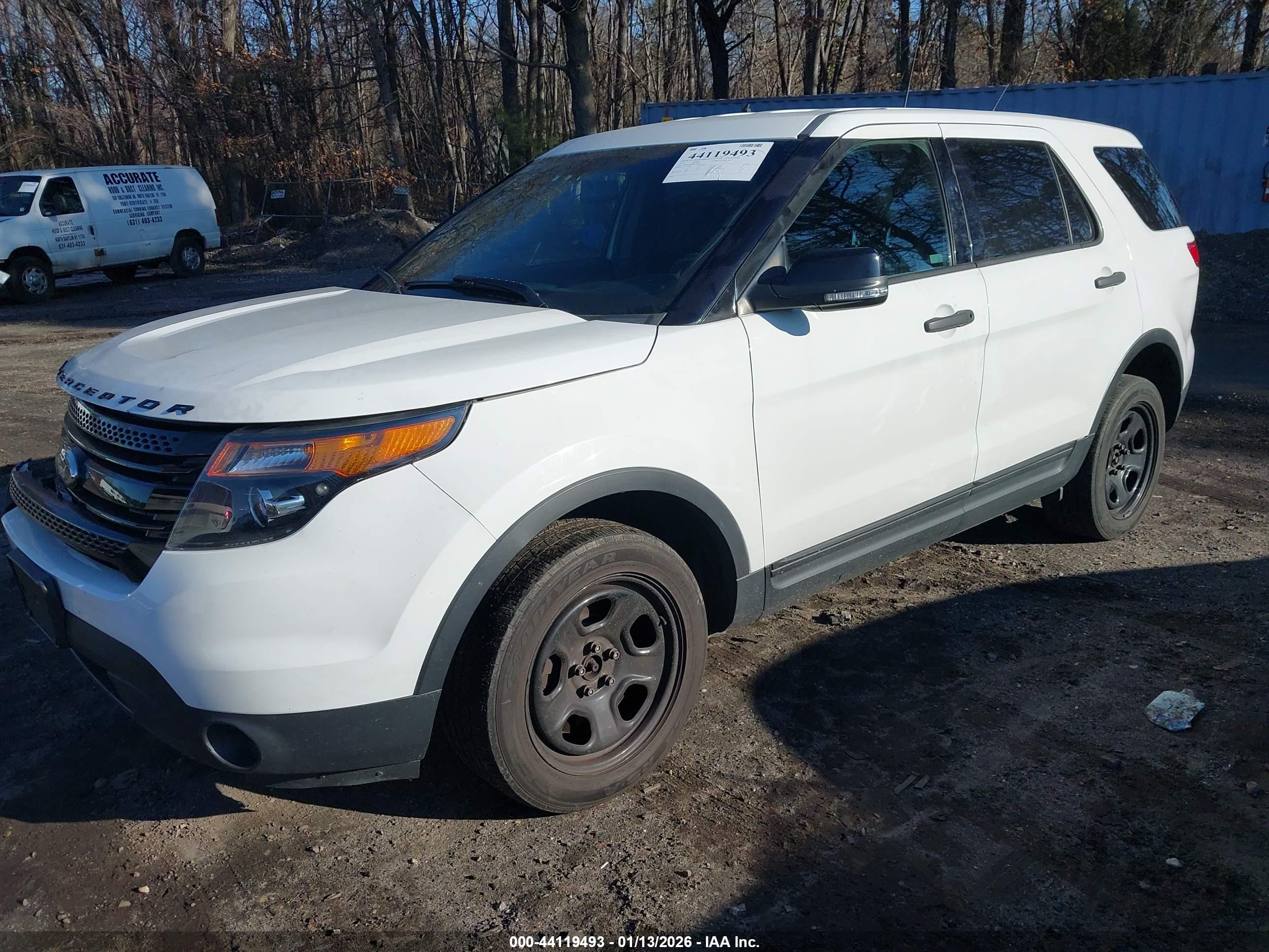 FORD UTILITY image 2