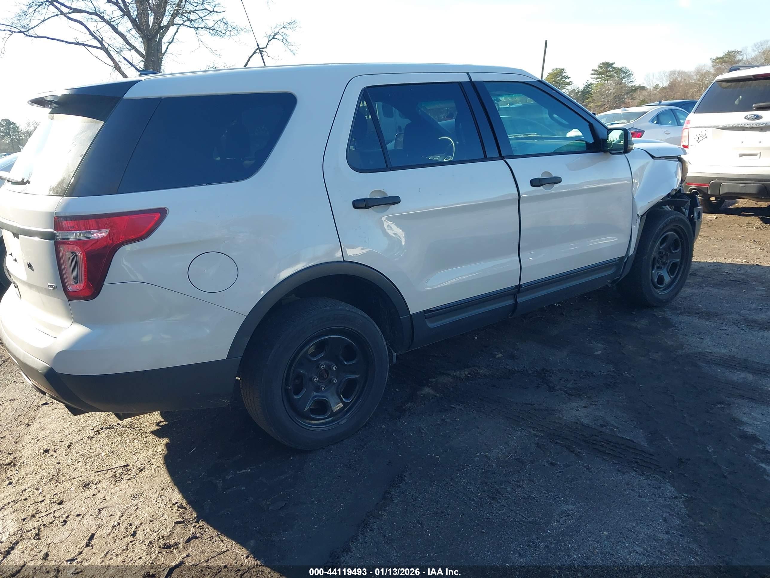 FORD UTILITY image 4