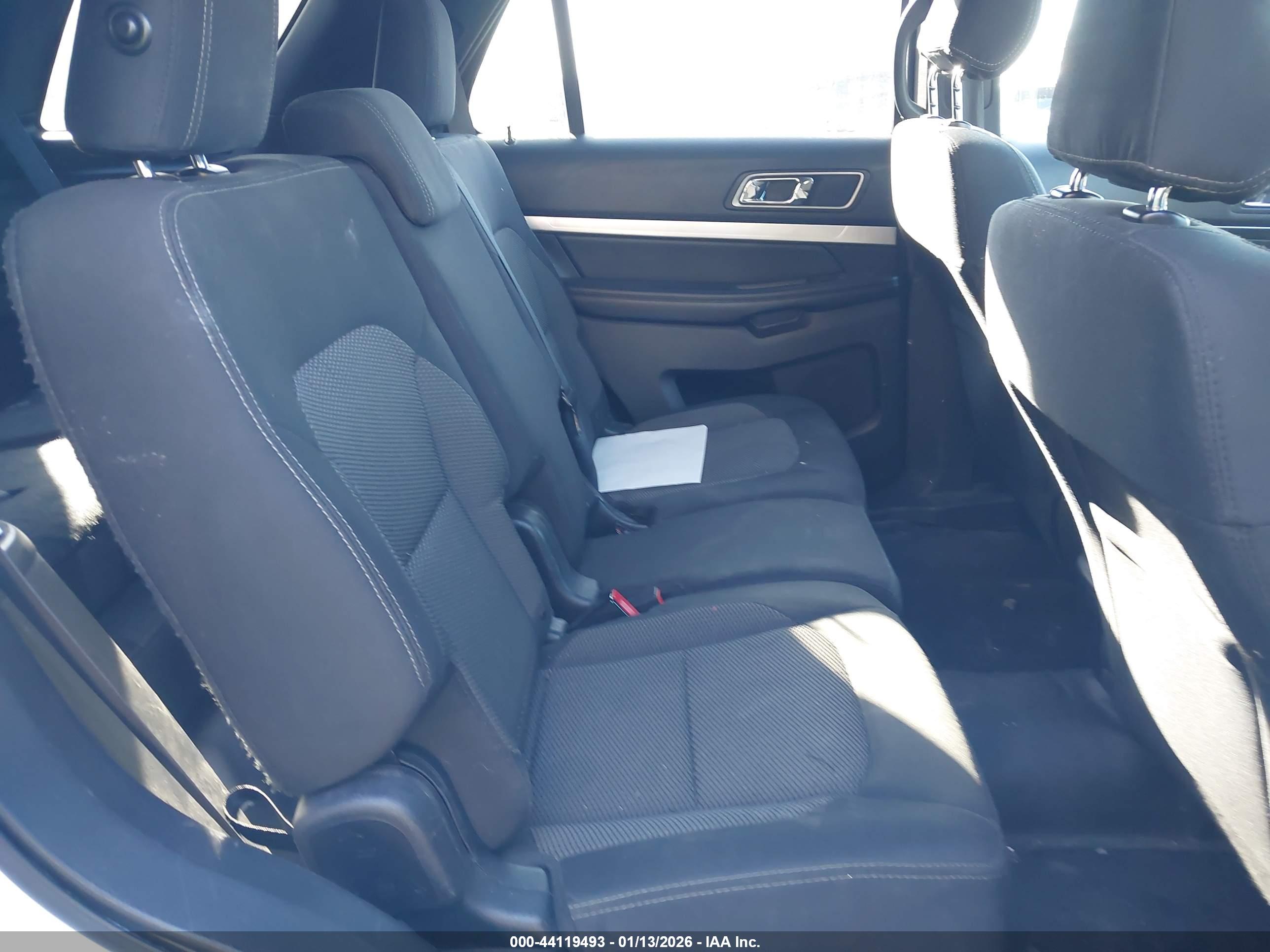 FORD UTILITY image 8