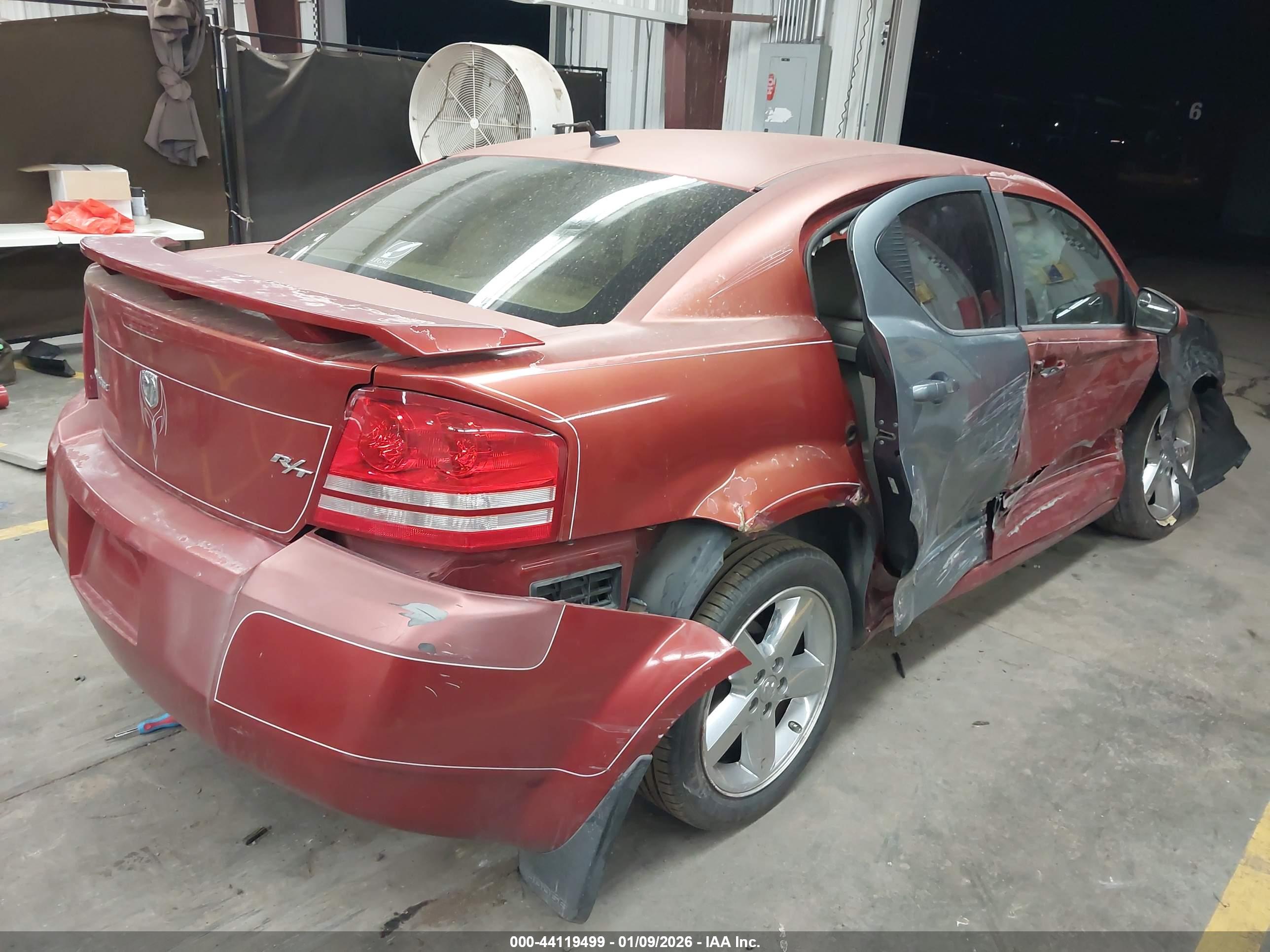 DODGE AVENGER image 4