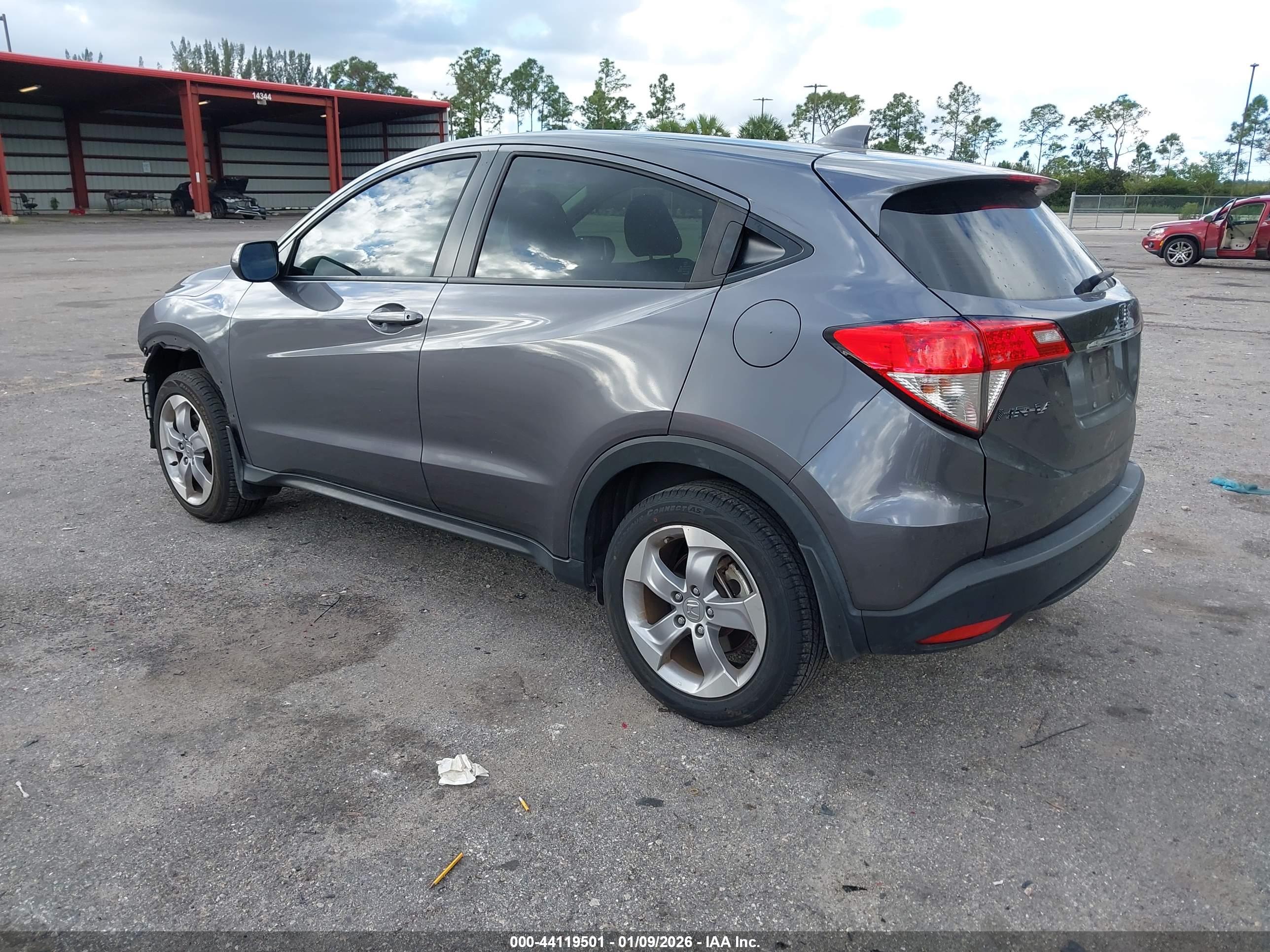 HONDA HR-V image 3