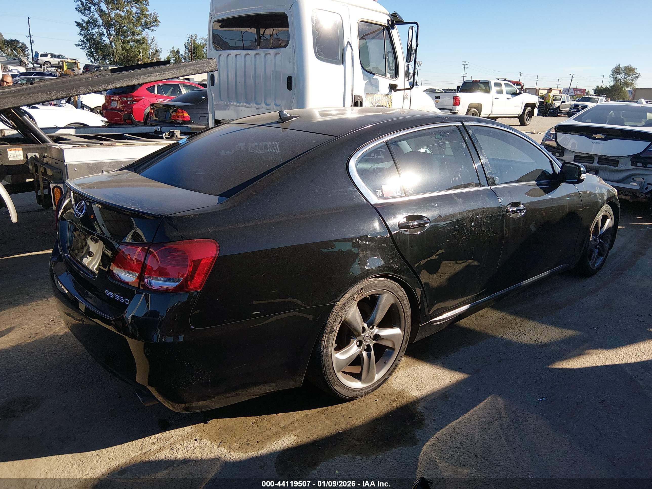 LEXUS GS image 4