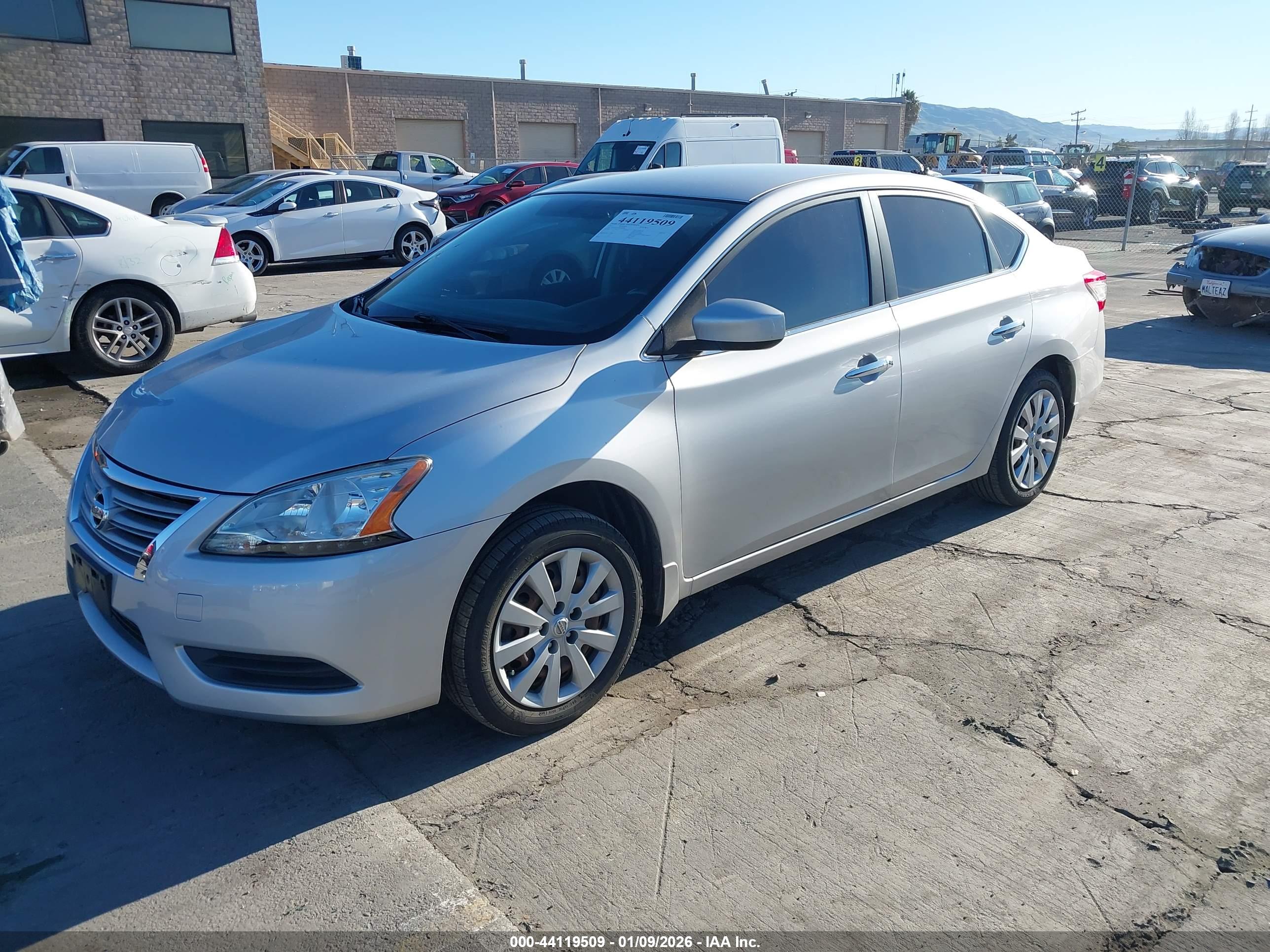 NISSAN SENTRA image 2