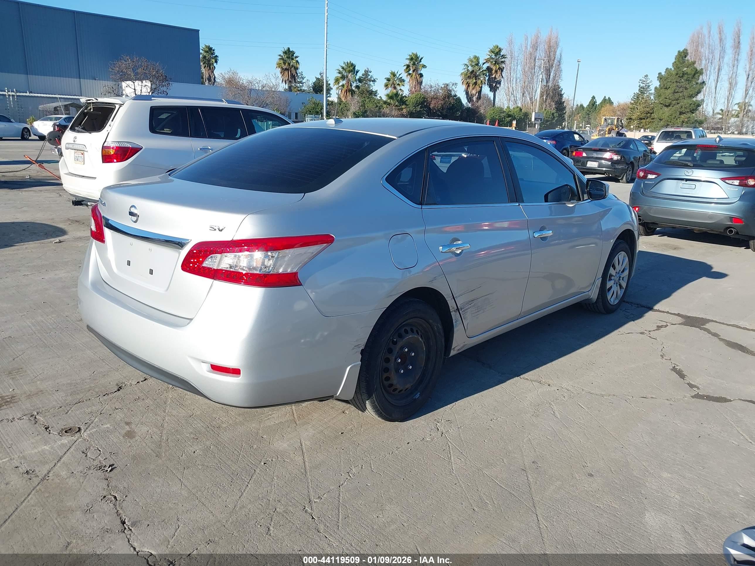 NISSAN SENTRA image 4