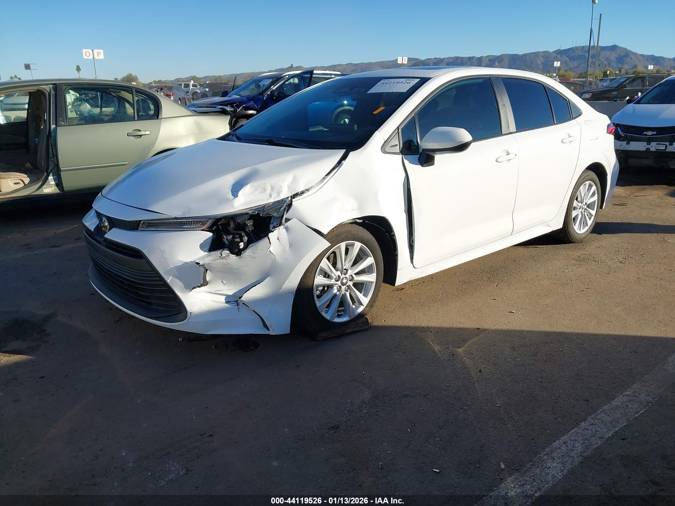 TOYOTA COROLLA image 2