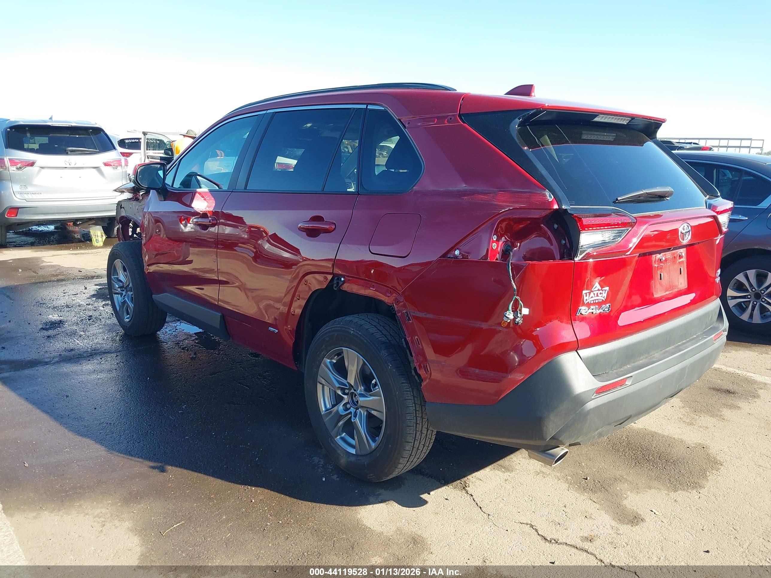 TOYOTA RAV4 image 3