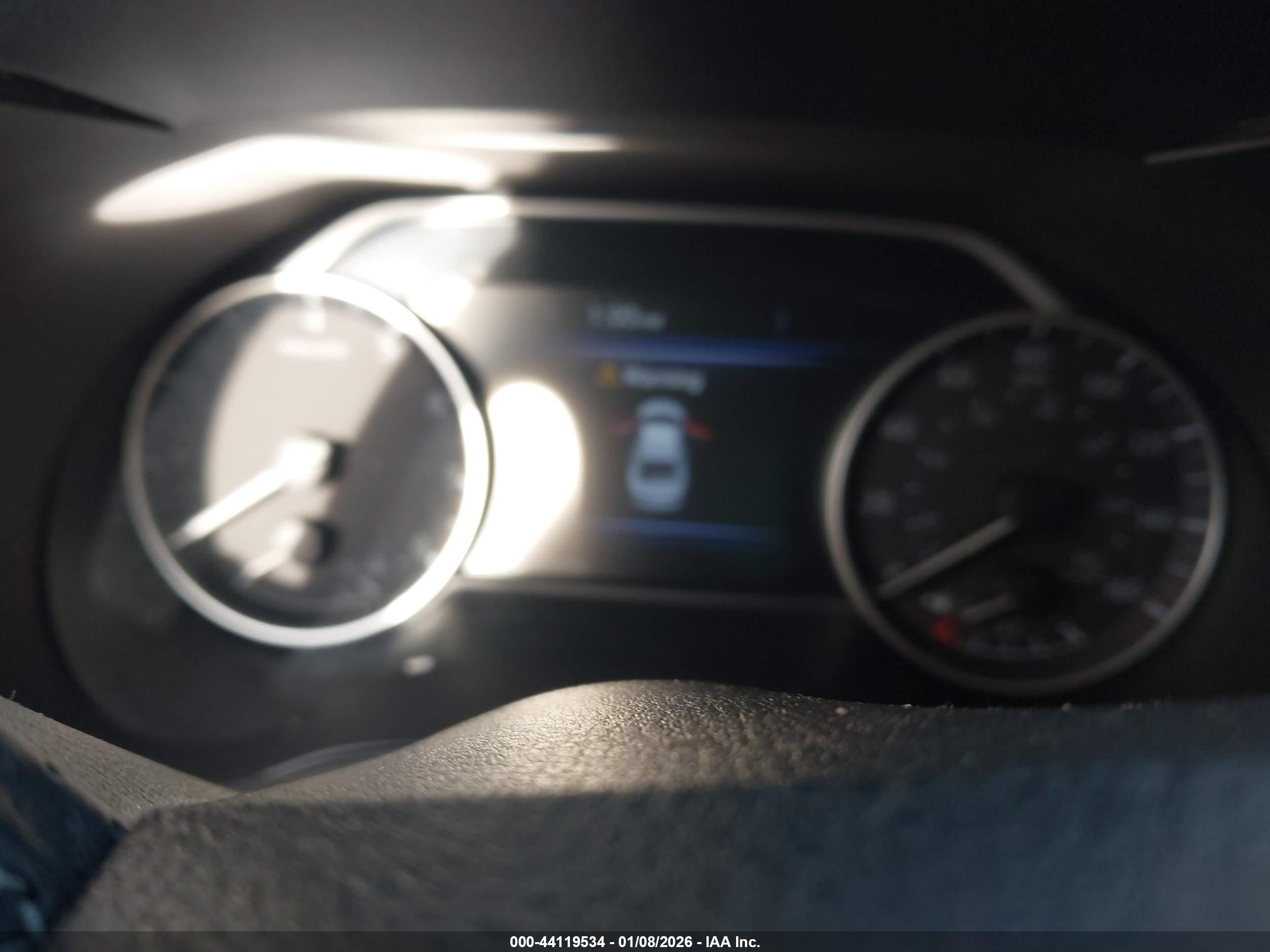 NISSAN MAXIMA image 7