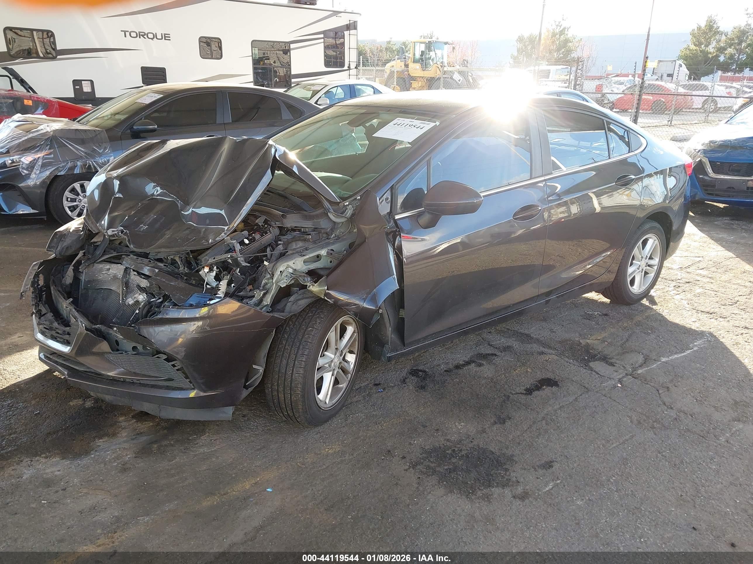 CHEVROLET CRUZE image 2