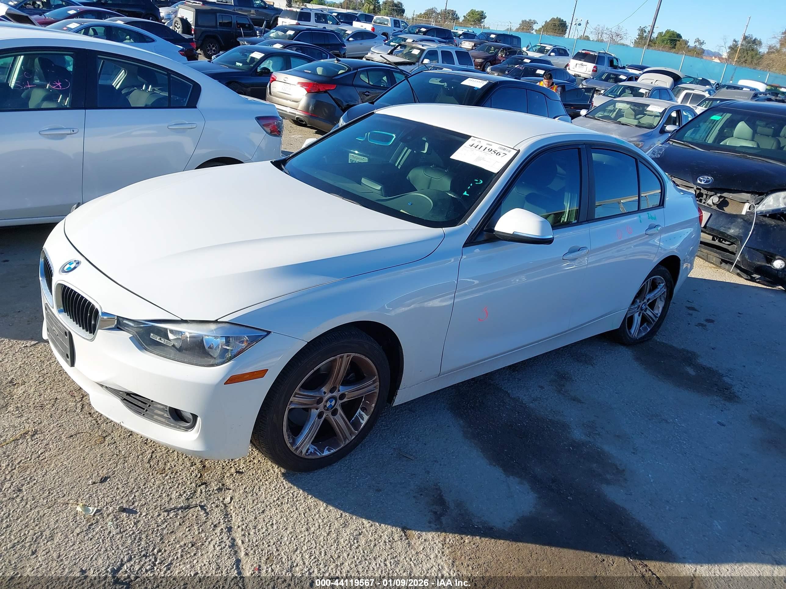 BMW 328I image 2