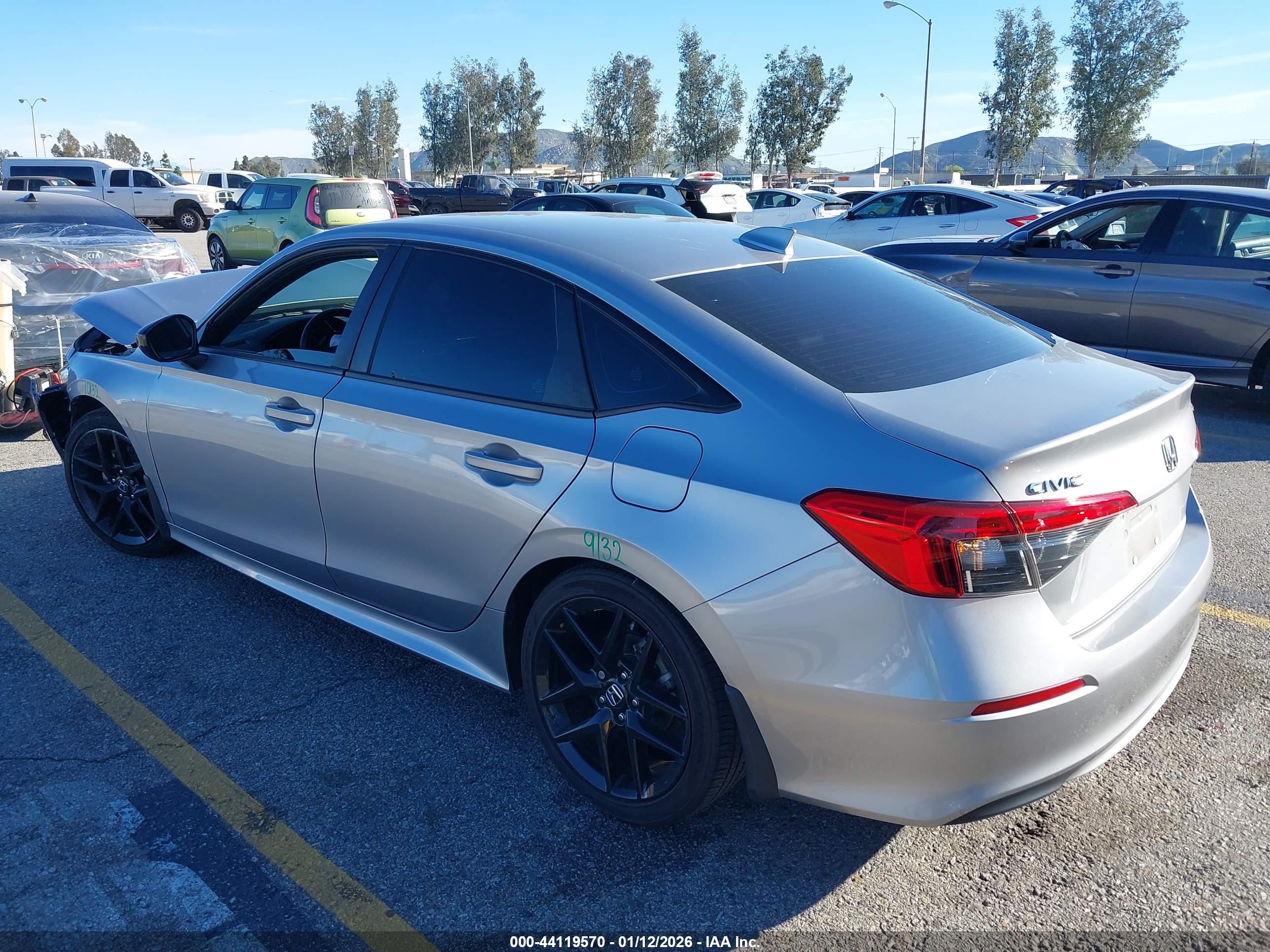 HONDA CIVIC image 3
