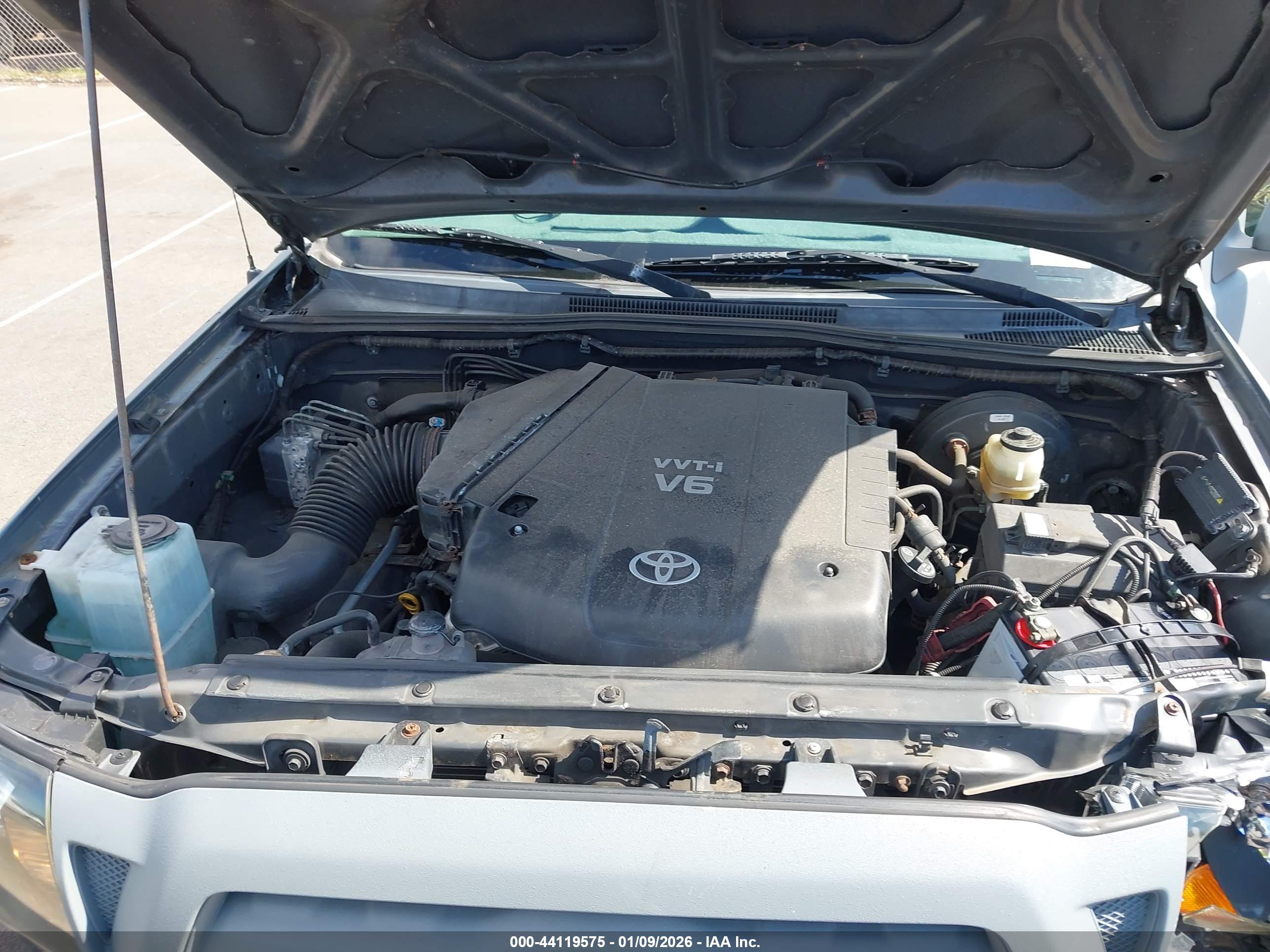 TOYOTA TACOMA image 10