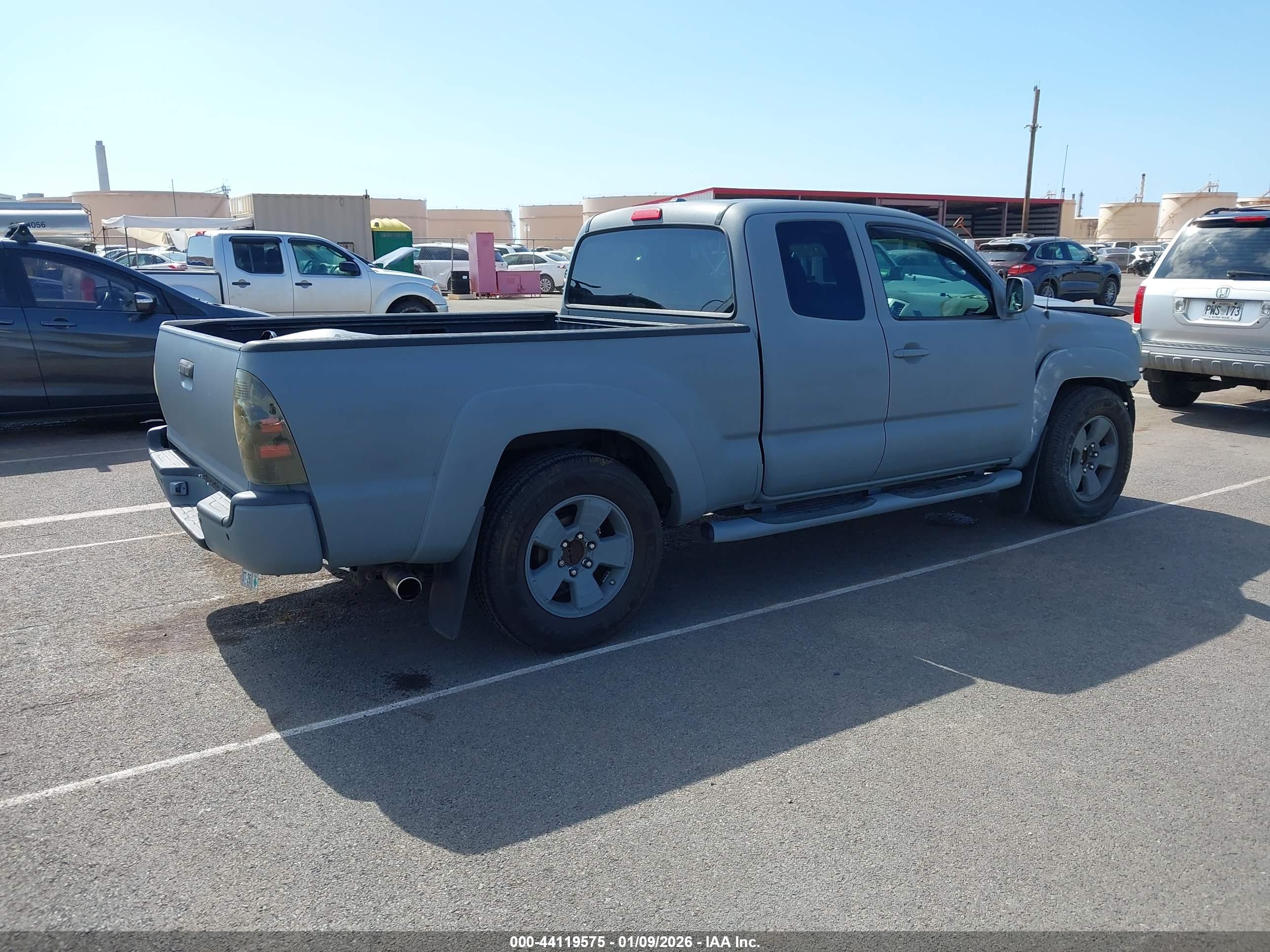 TOYOTA TACOMA image 4