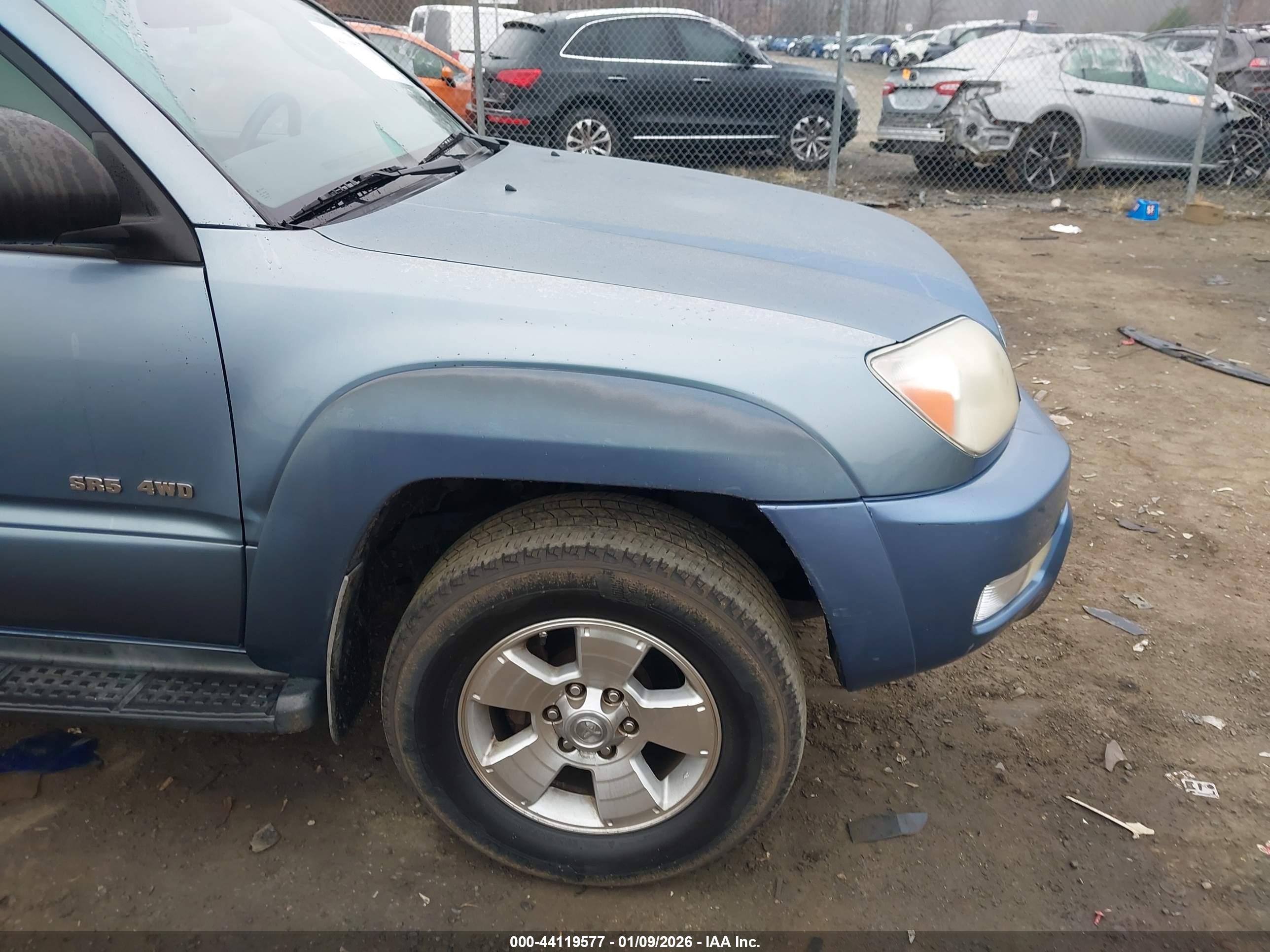 TOYOTA 4RUNNER image 6