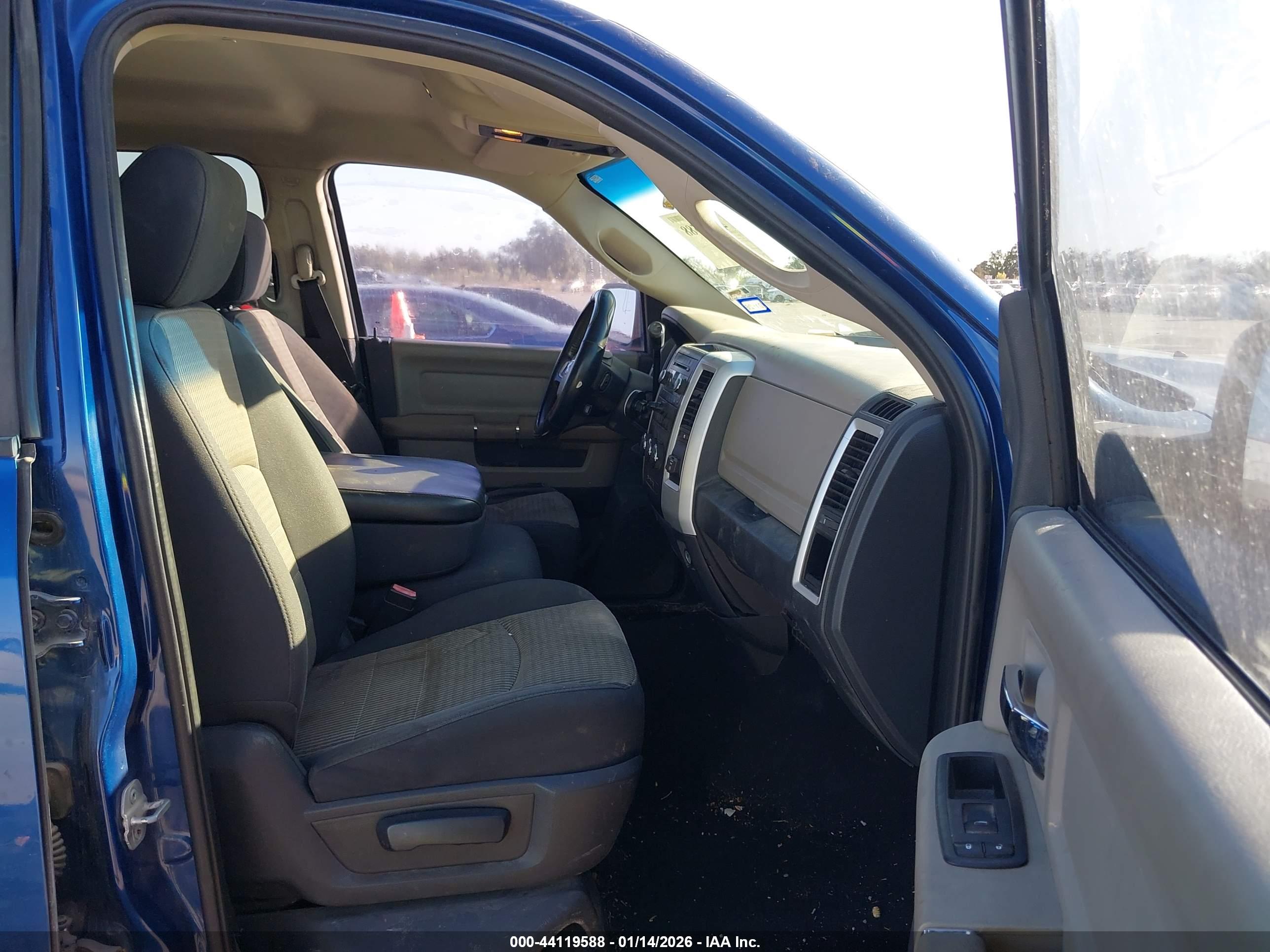 DODGE RAM image 5