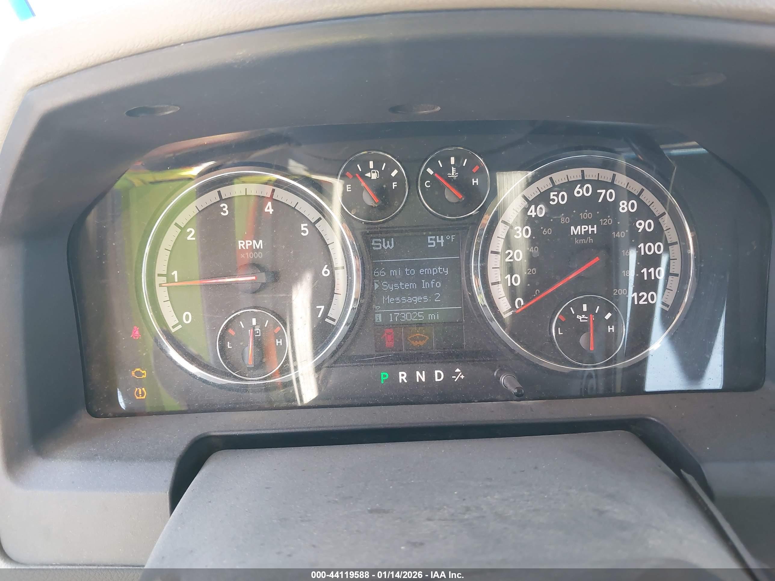 DODGE RAM image 7