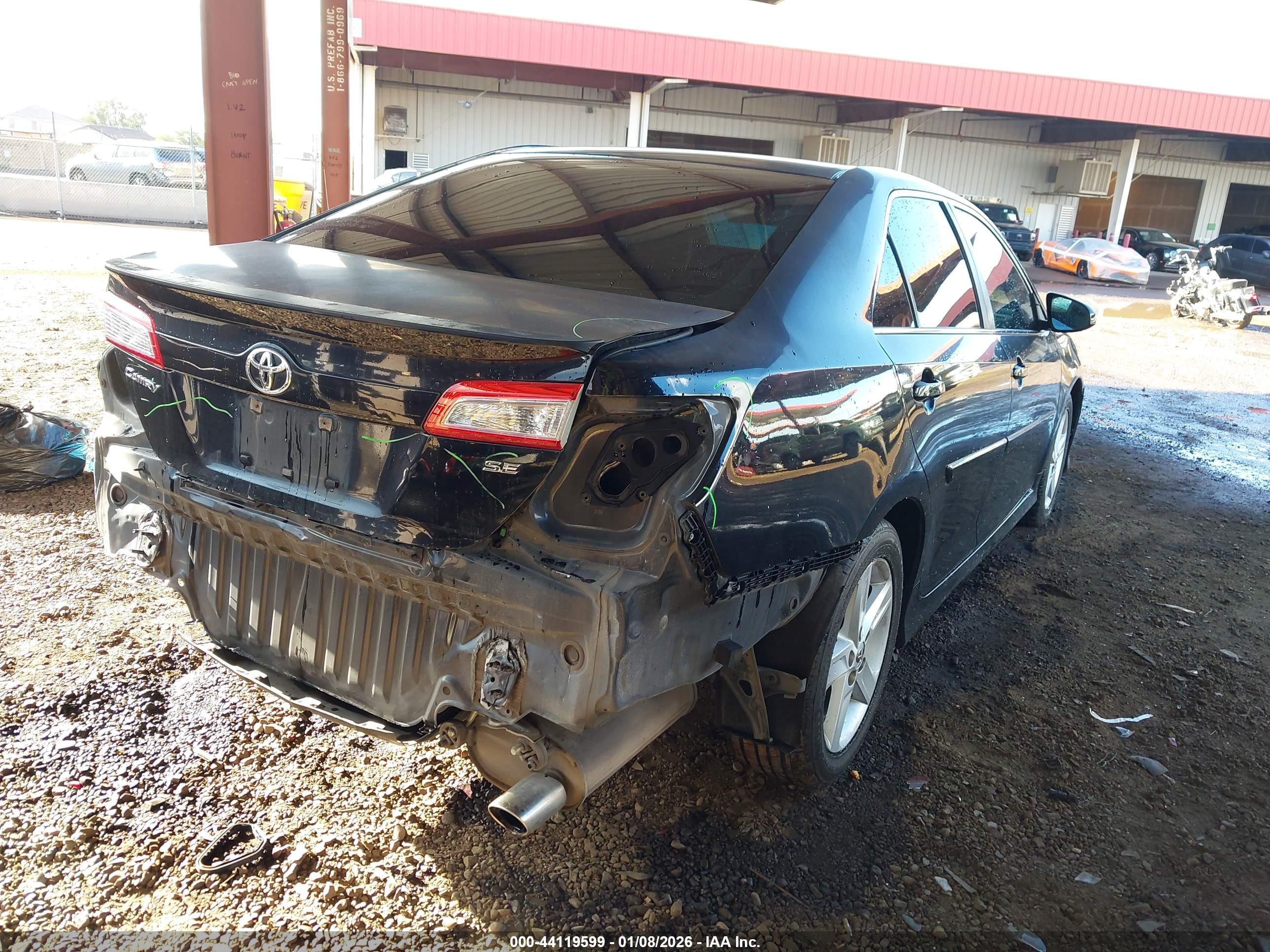 TOYOTA CAMRY image 4