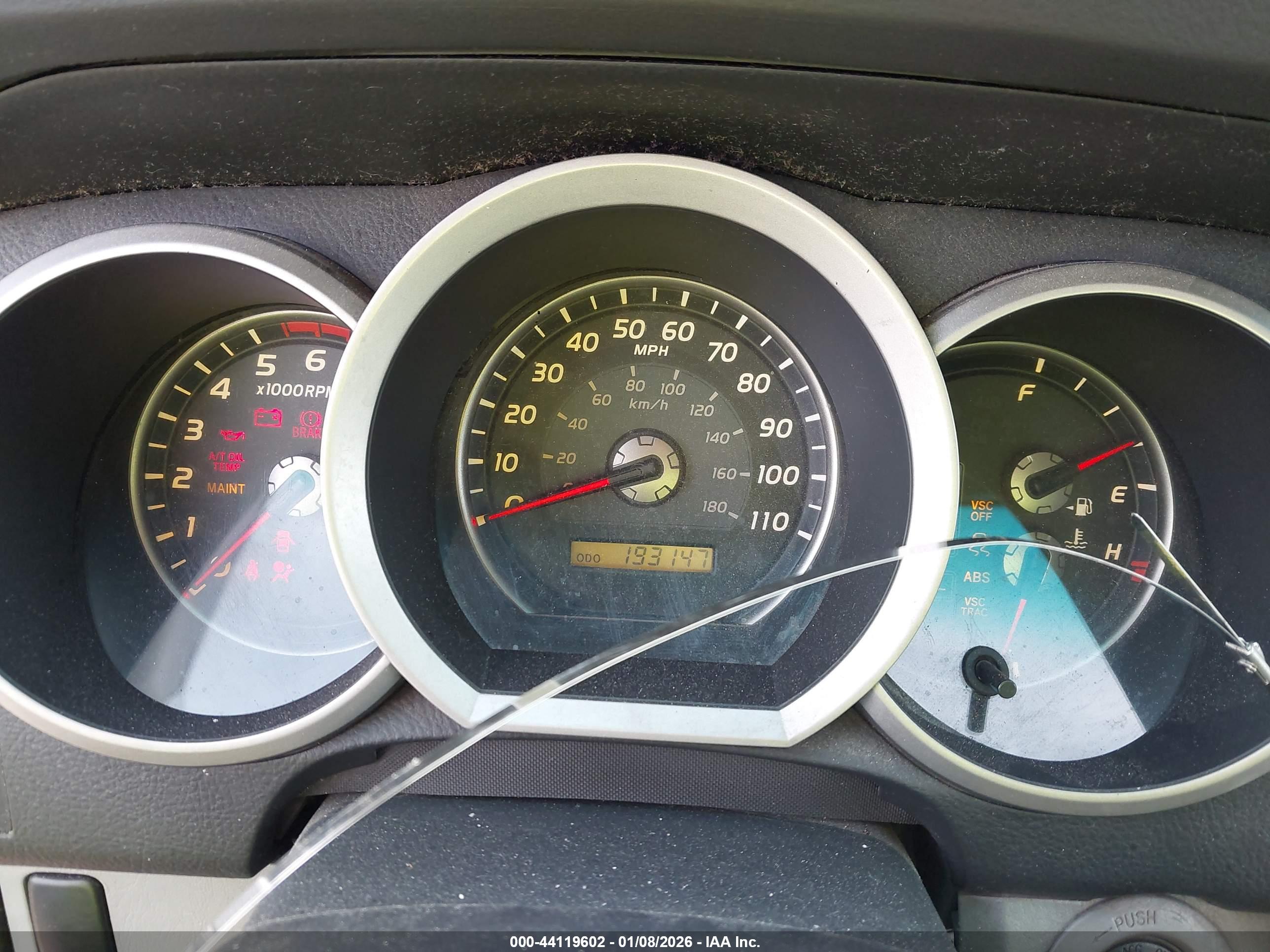 TOYOTA 4RUNNER image 7