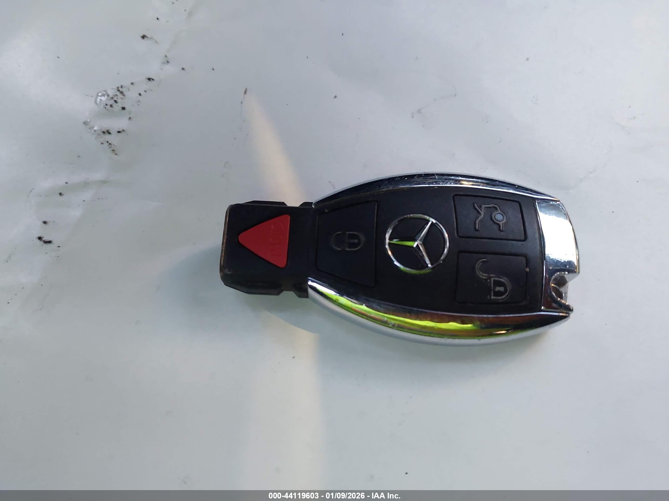 MERCEDES-BENZ C image 11