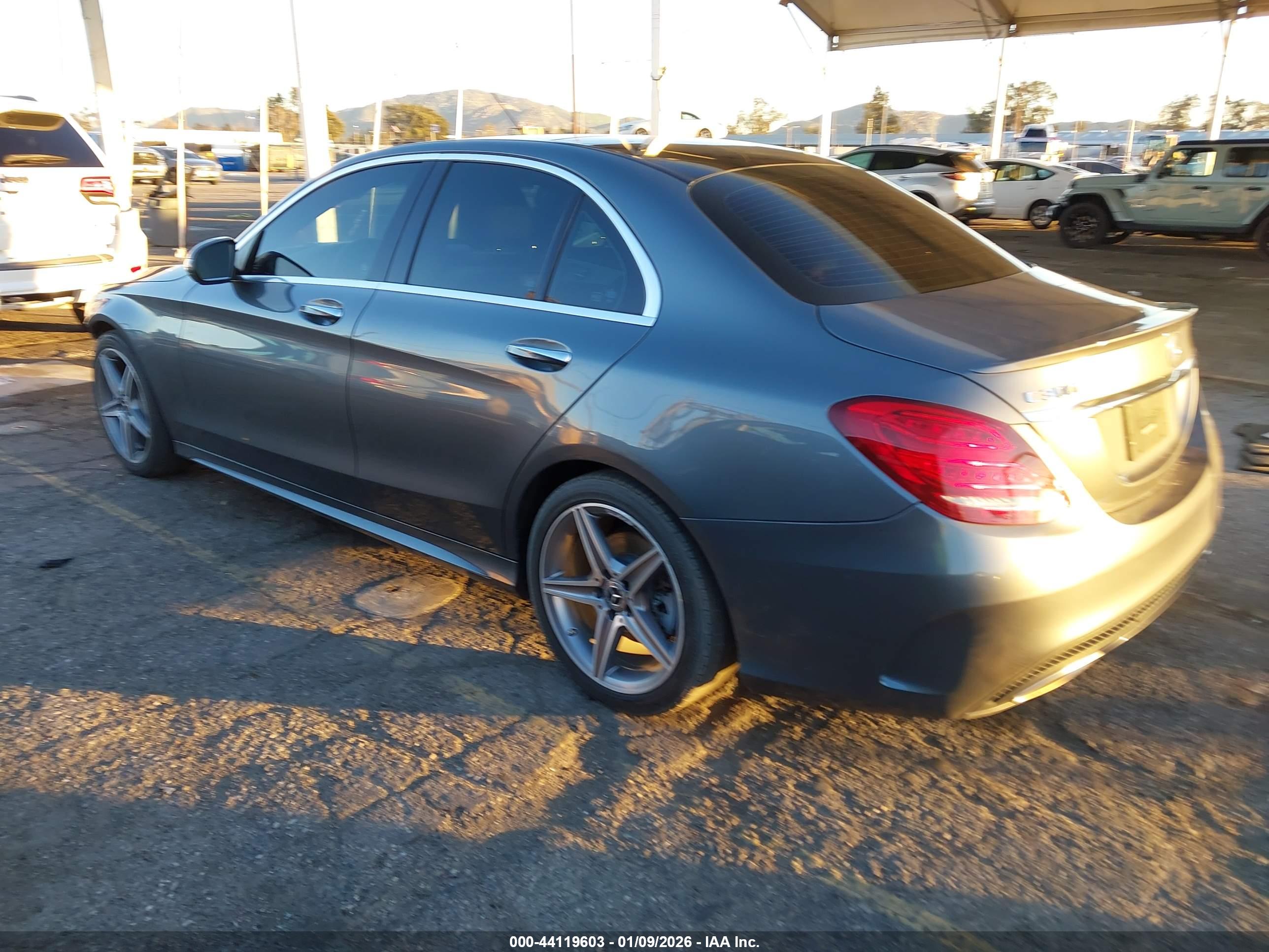 MERCEDES-BENZ C image 3