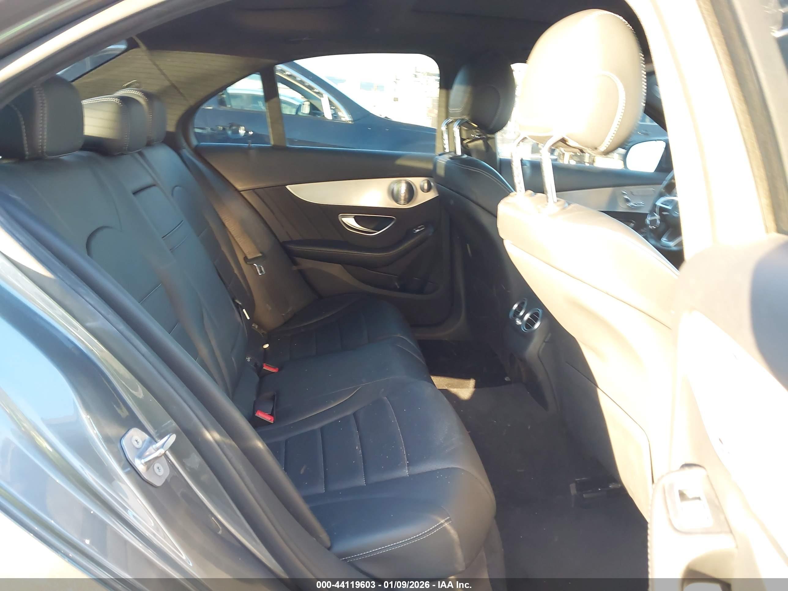 MERCEDES-BENZ C image 8