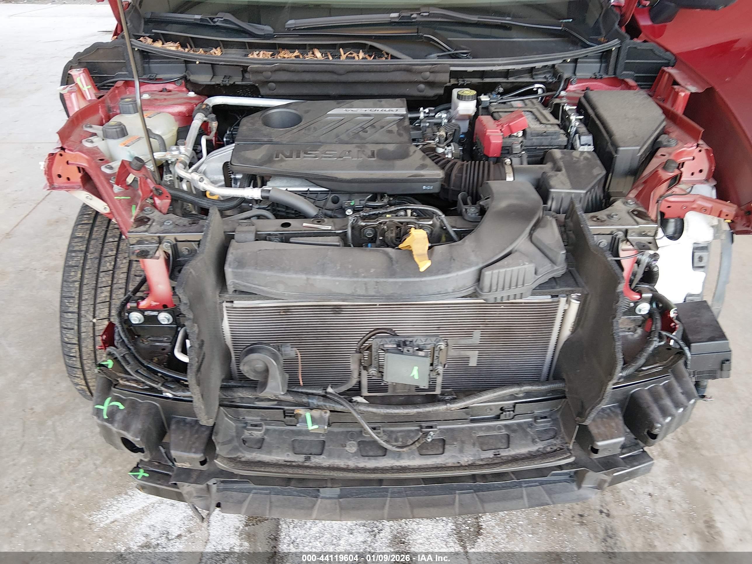 NISSAN ROGUE image 10