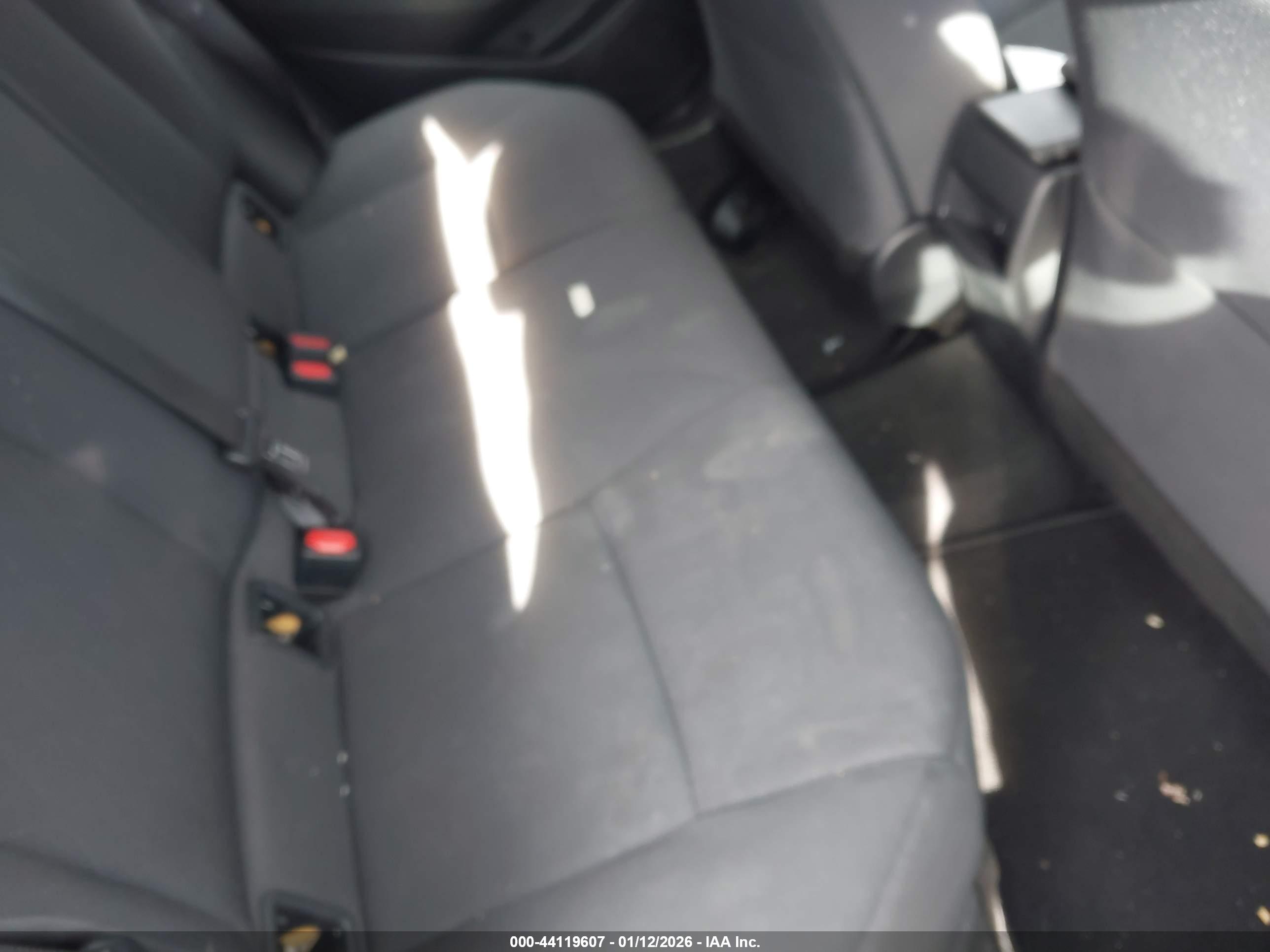 TOYOTA COROLLA image 8