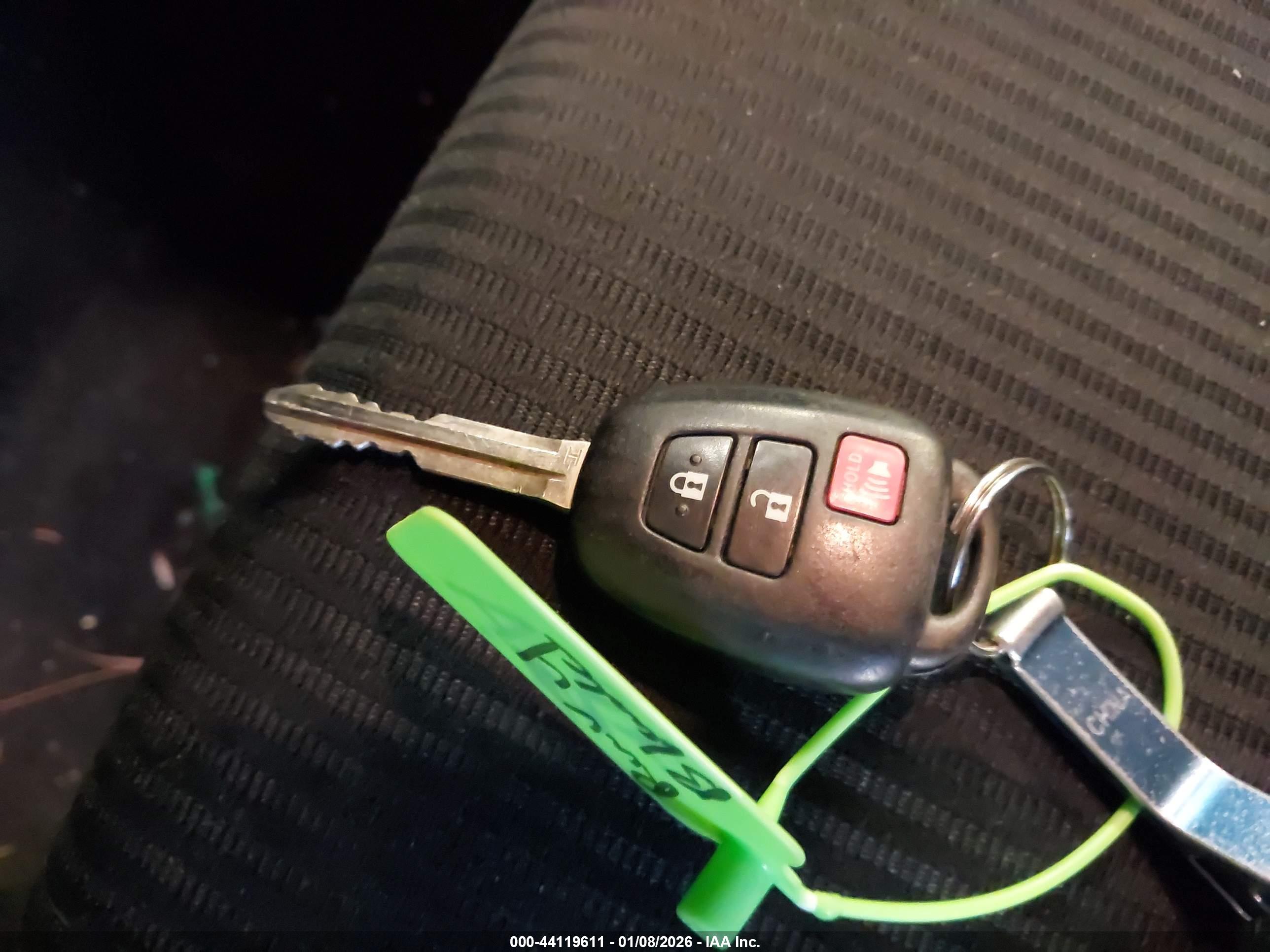 TOYOTA RAV4 image 11
