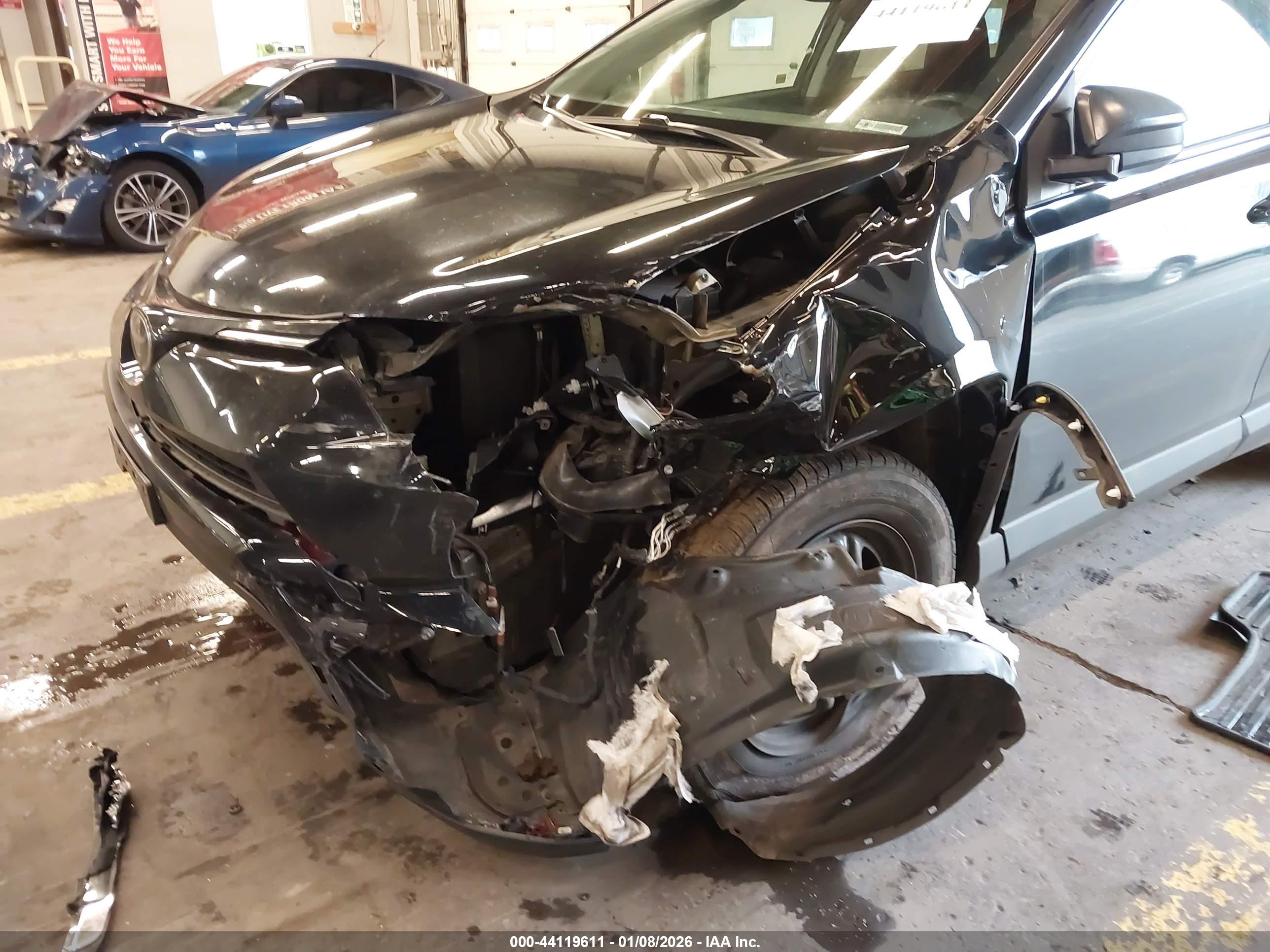 TOYOTA RAV4 image 6
